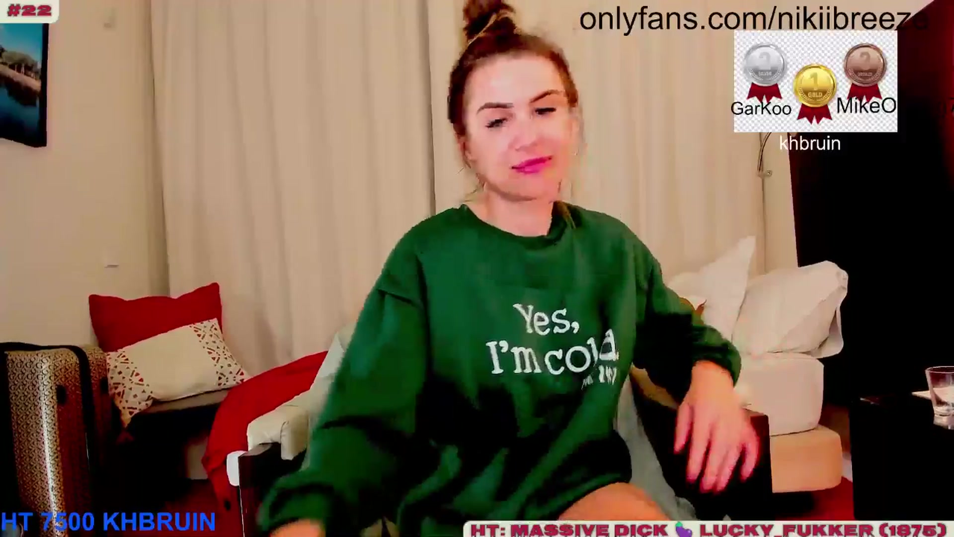 Gallery image thumbnail from BubblyTrouble's myfreecams stream on, 01/08/2025, 02:07 image 16 of 20