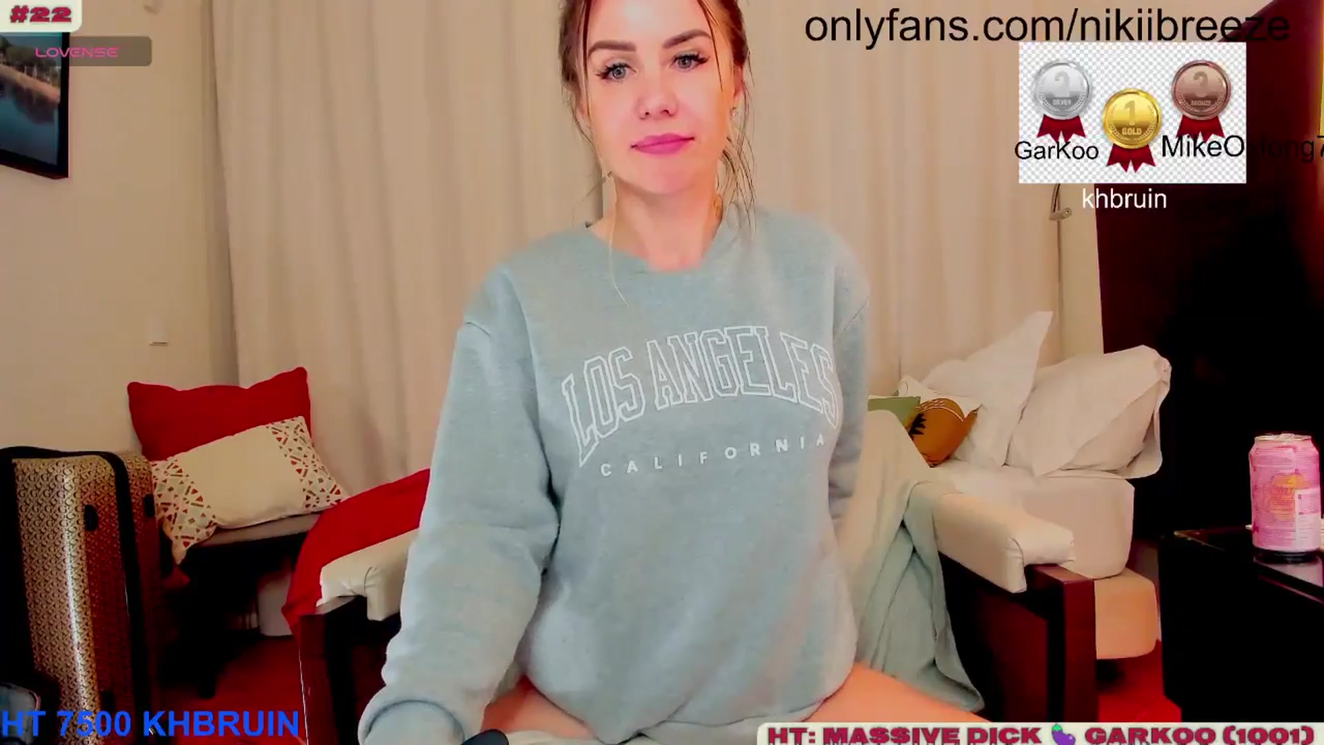 Gallery image thumbnail from BubblyTrouble's myfreecams stream on, 01/09/2025, 02:34 image 3 of 20