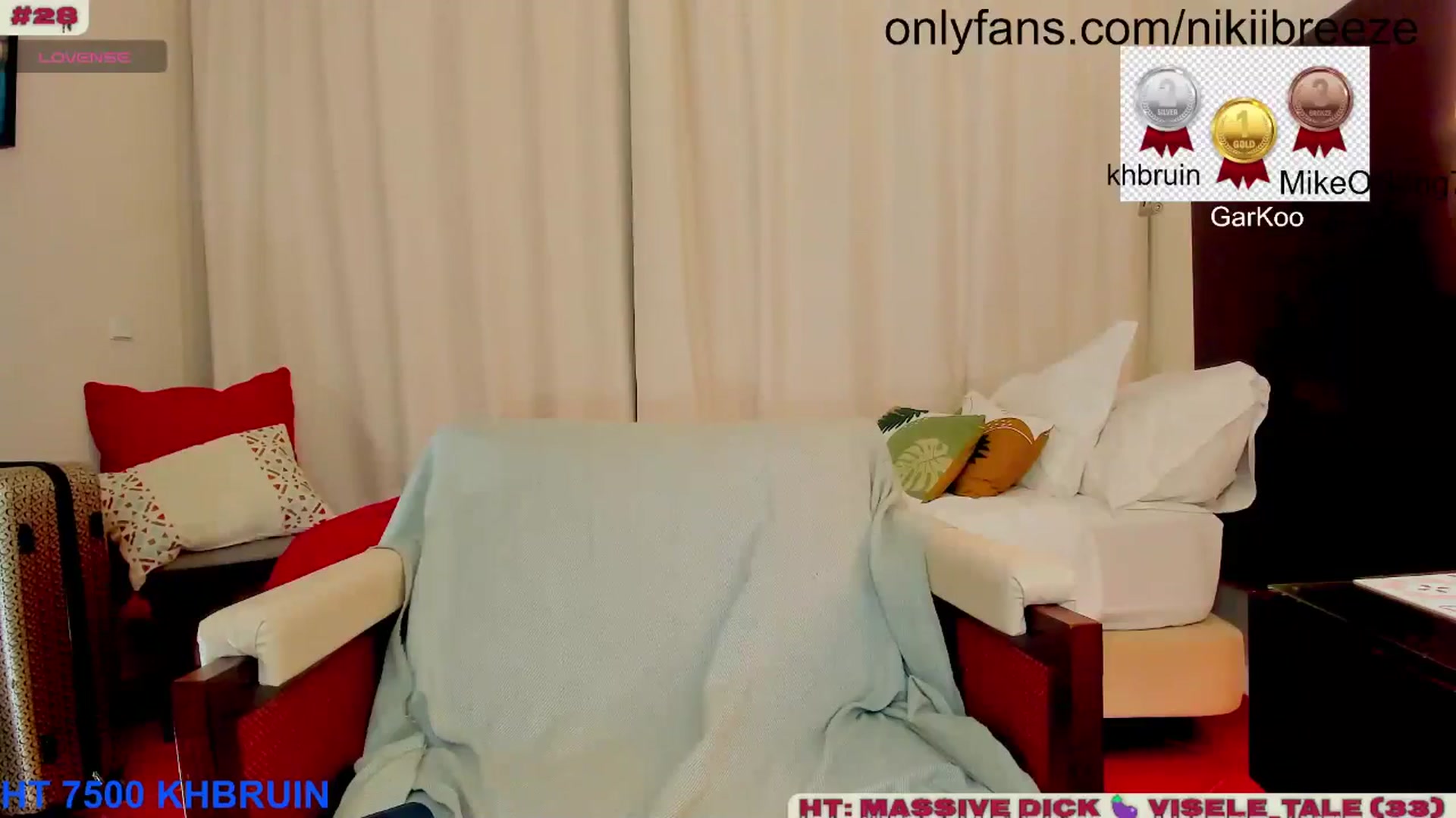 Gallery image thumbnail from BubblyTrouble's myfreecams stream on, 01/11/2025, 01:40 image 5 of 20