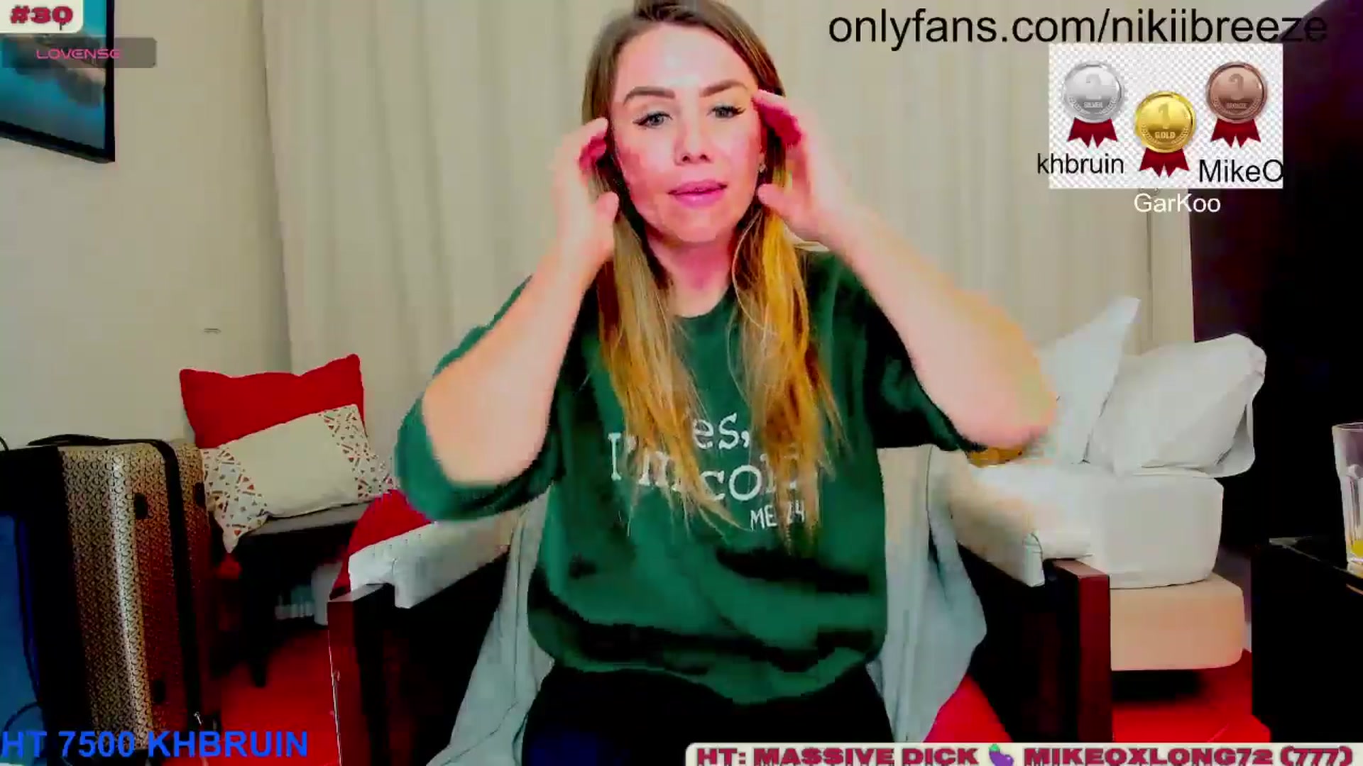 Gallery image thumbnail from BubblyTrouble's myfreecams stream on, 01/15/2025, 02:36 image 5 of 20