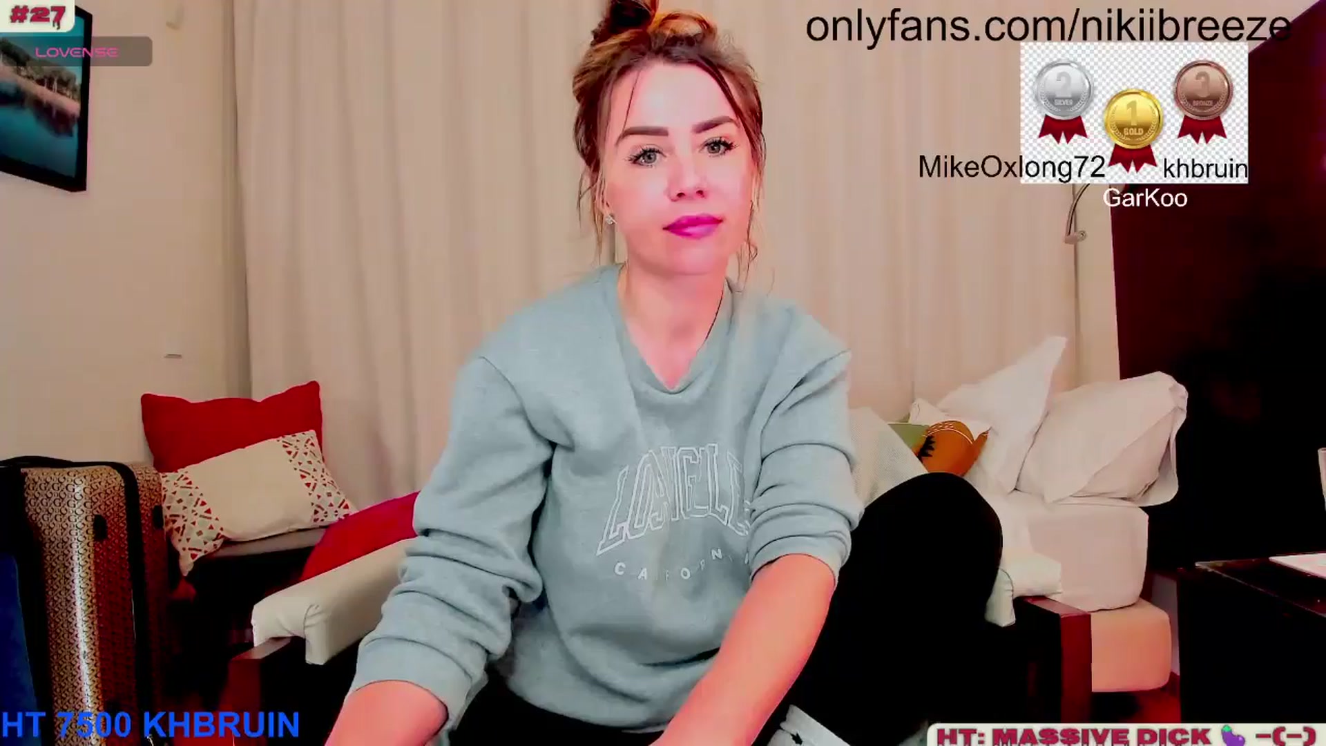 Gallery image thumbnail from BubblyTrouble's myfreecams stream on, 01/20/2025, 02:33 image 1 of 20