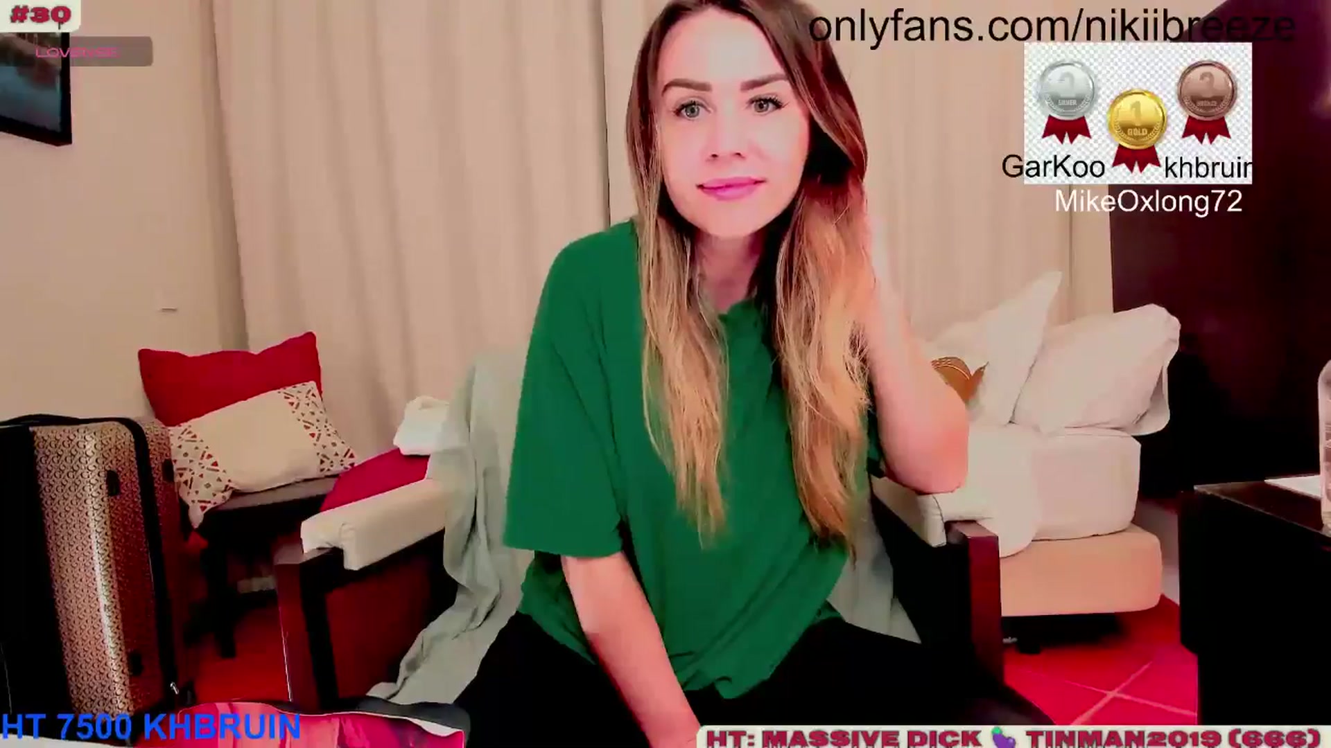 Gallery image thumbnail from BubblyTrouble's myfreecams stream on, 01/21/2025, 21:57 image 9 of 20