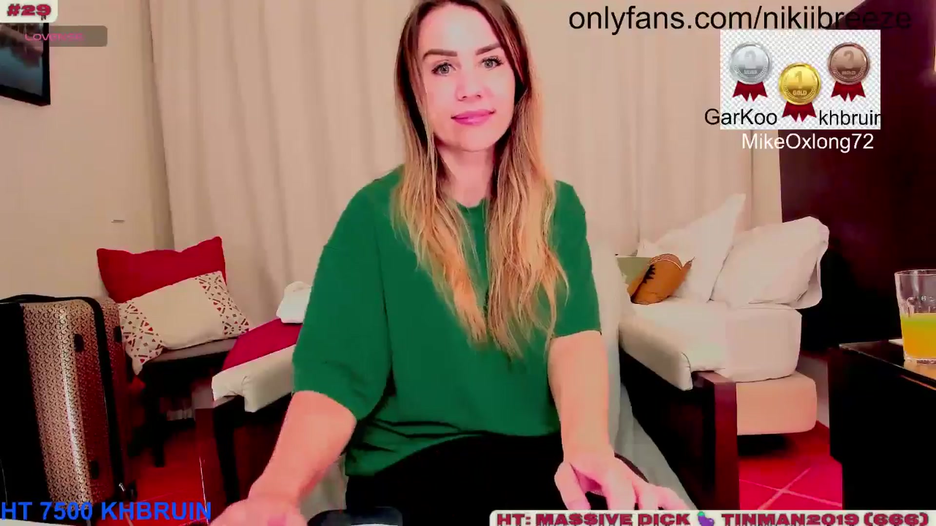 Gallery image thumbnail from BubblyTrouble's myfreecams stream on, 01/21/2025, 21:57 image 14 of 20
