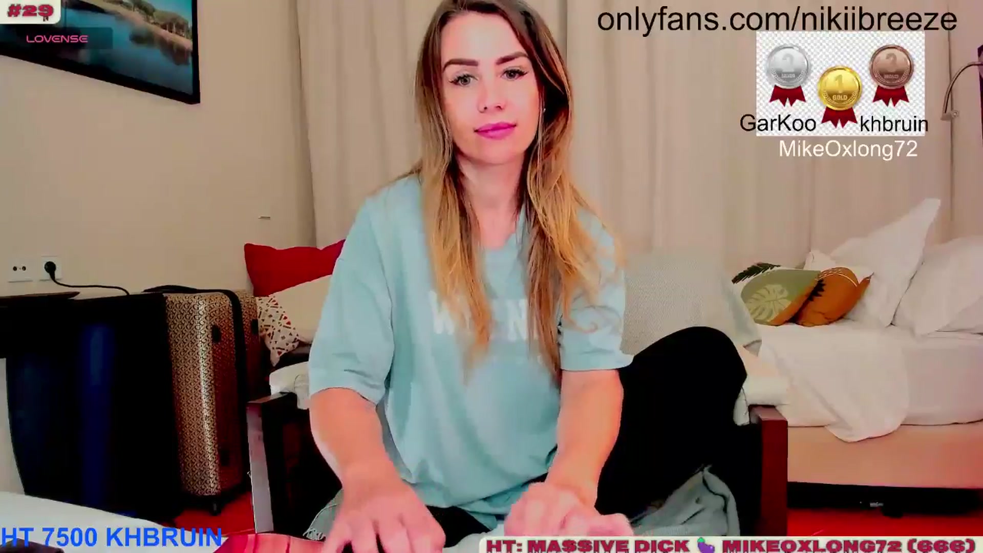Gallery image thumbnail from BubblyTrouble's myfreecams stream on, 01/22/2025, 23:56 image 13 of 20