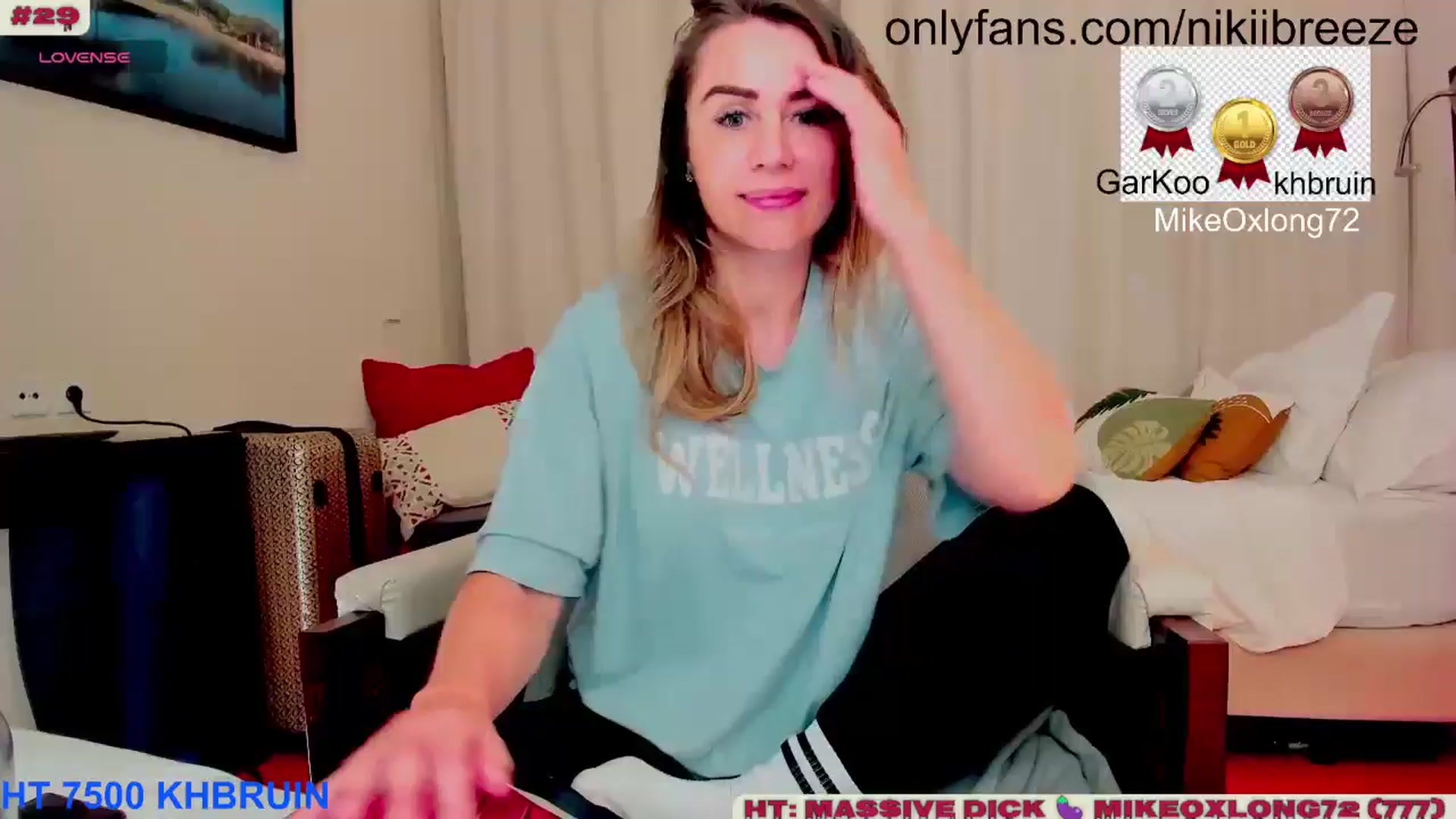 Gallery image thumbnail from BubblyTrouble's myfreecams stream on, 01/23/2025, 02:16 image 1 of 20