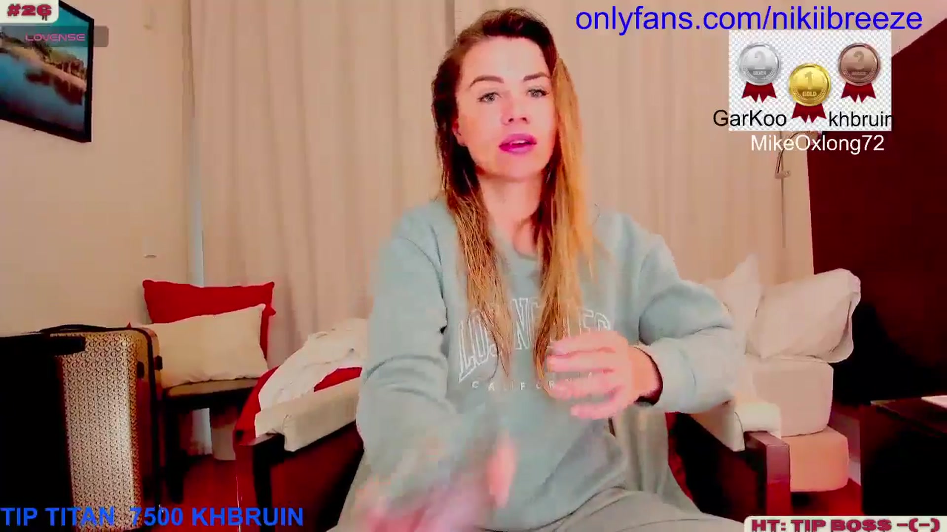 Gallery image thumbnail from BubblyTrouble's myfreecams stream on, 01/26/2025, 18:36 image 2 of 20