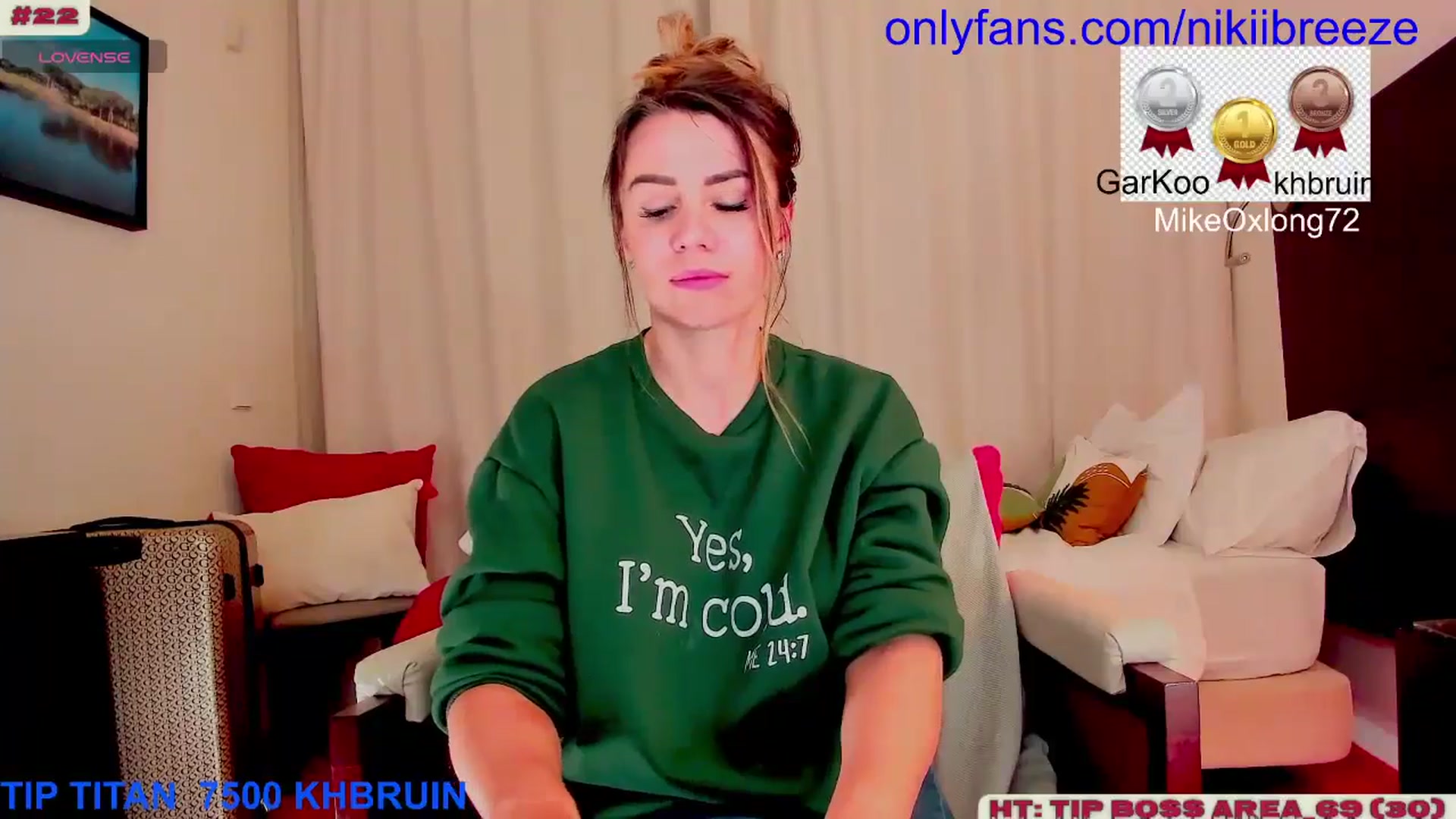 Gallery image thumbnail from BubblyTrouble's myfreecams stream on, 01/27/2025, 20:19 image 12 of 20