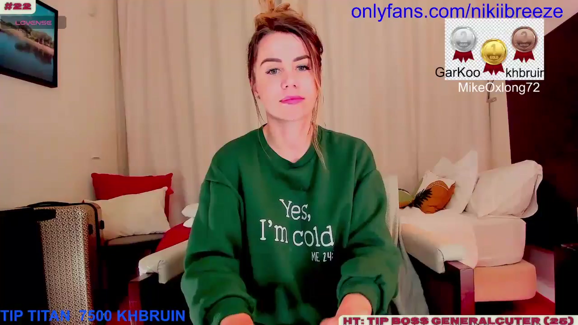 Gallery image thumbnail from BubblyTrouble's myfreecams stream on, 01/27/2025, 20:19 image 4 of 20
