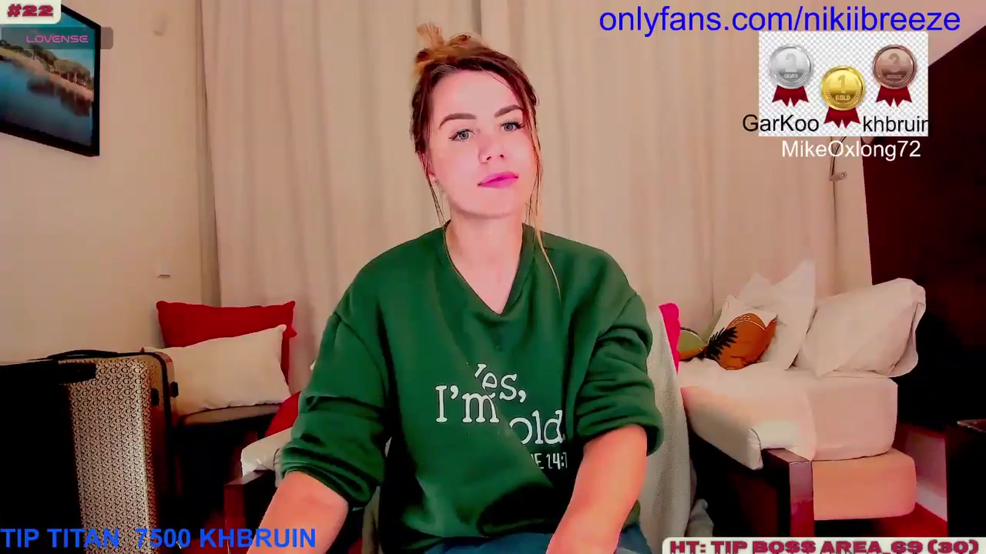 Gallery image thumbnail from BubblyTrouble's myfreecams stream on, 01/27/2025, 20:19 image 14 of 20