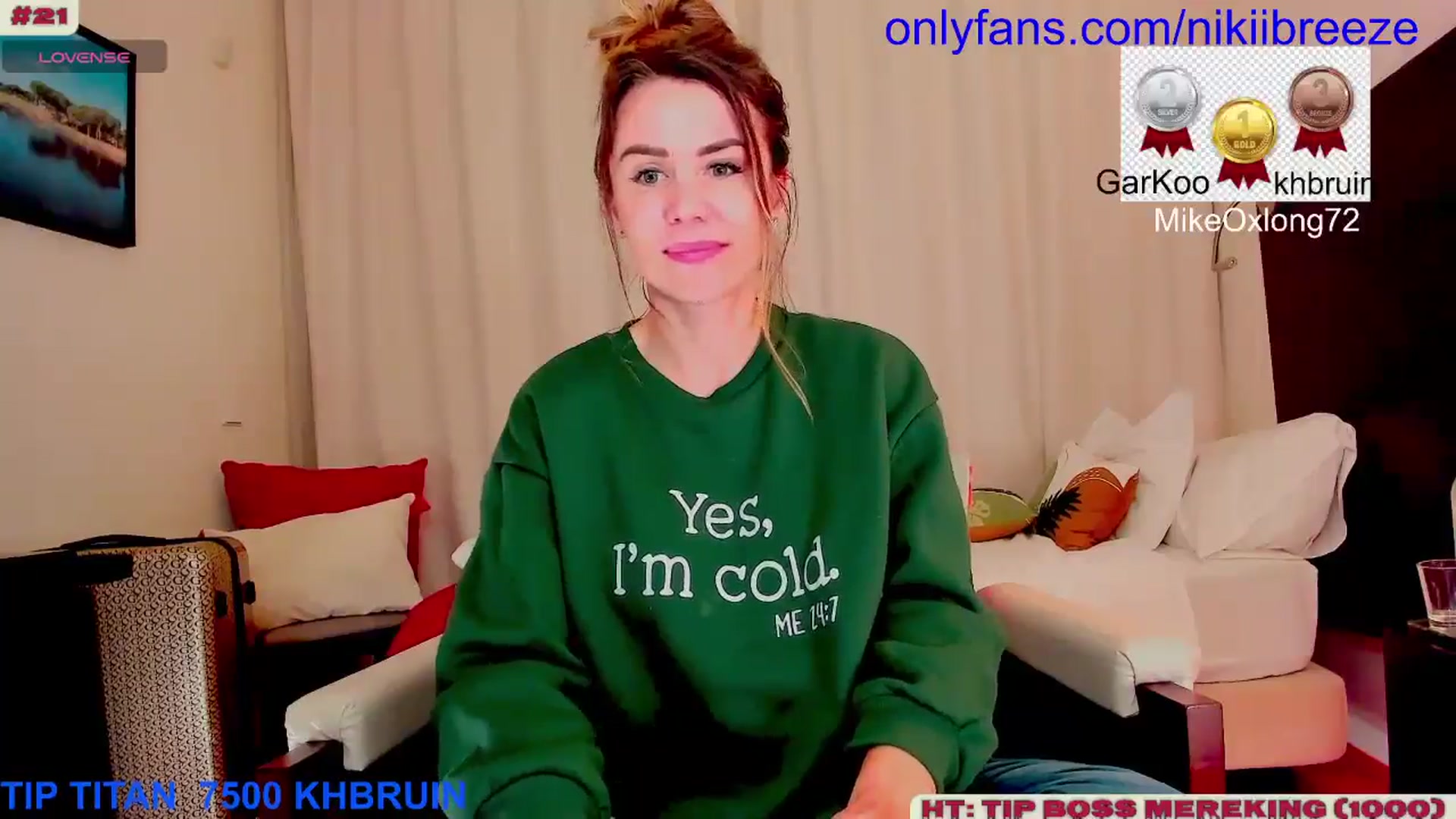 Gallery image thumbnail from BubblyTrouble's myfreecams stream on, 01/28/2025, 24:07 image 6 of 20