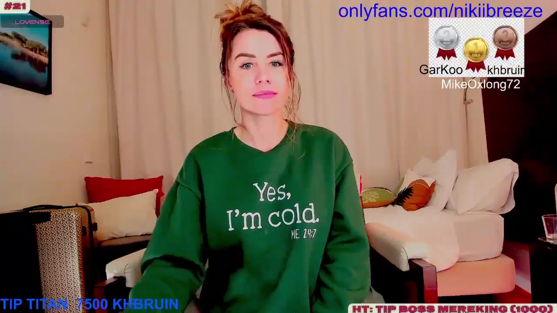 Gallery image thumbnail from BubblyTrouble's myfreecams stream on, 01/28/2025, 24:07 image 10 of 20