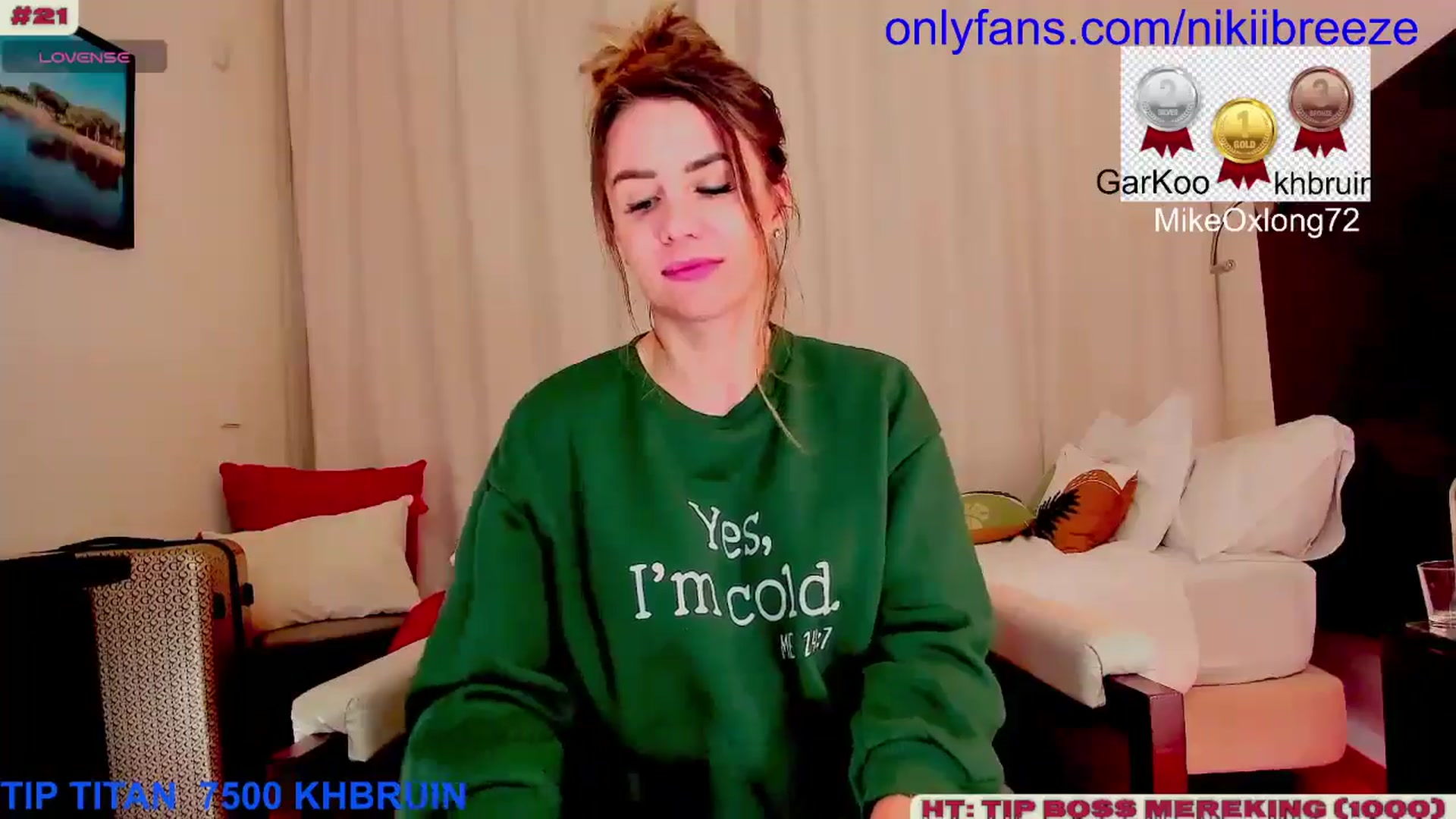 Gallery image thumbnail from BubblyTrouble's myfreecams stream on, 01/28/2025, 24:07 image 18 of 20