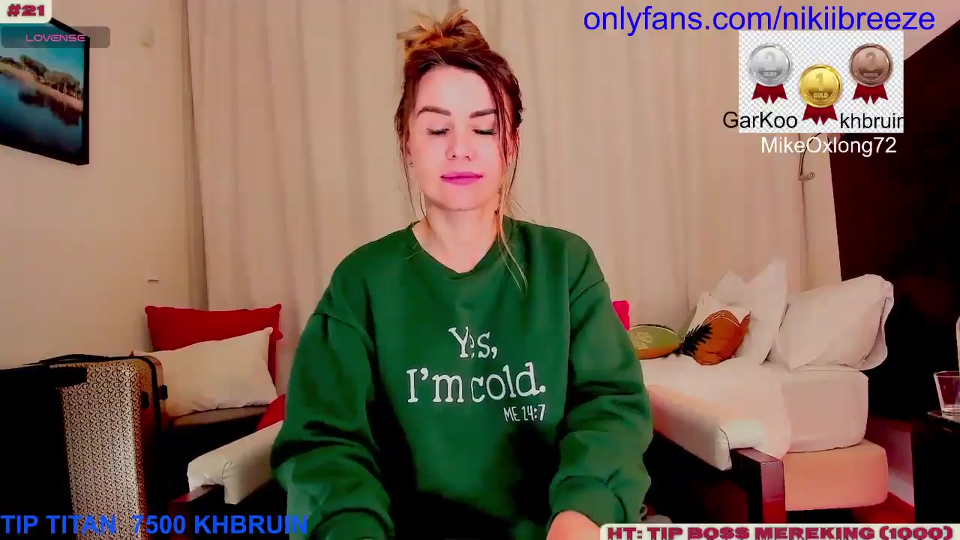 Gallery image thumbnail from BubblyTrouble's myfreecams stream on, 01/28/2025, 24:07 image 16 of 20