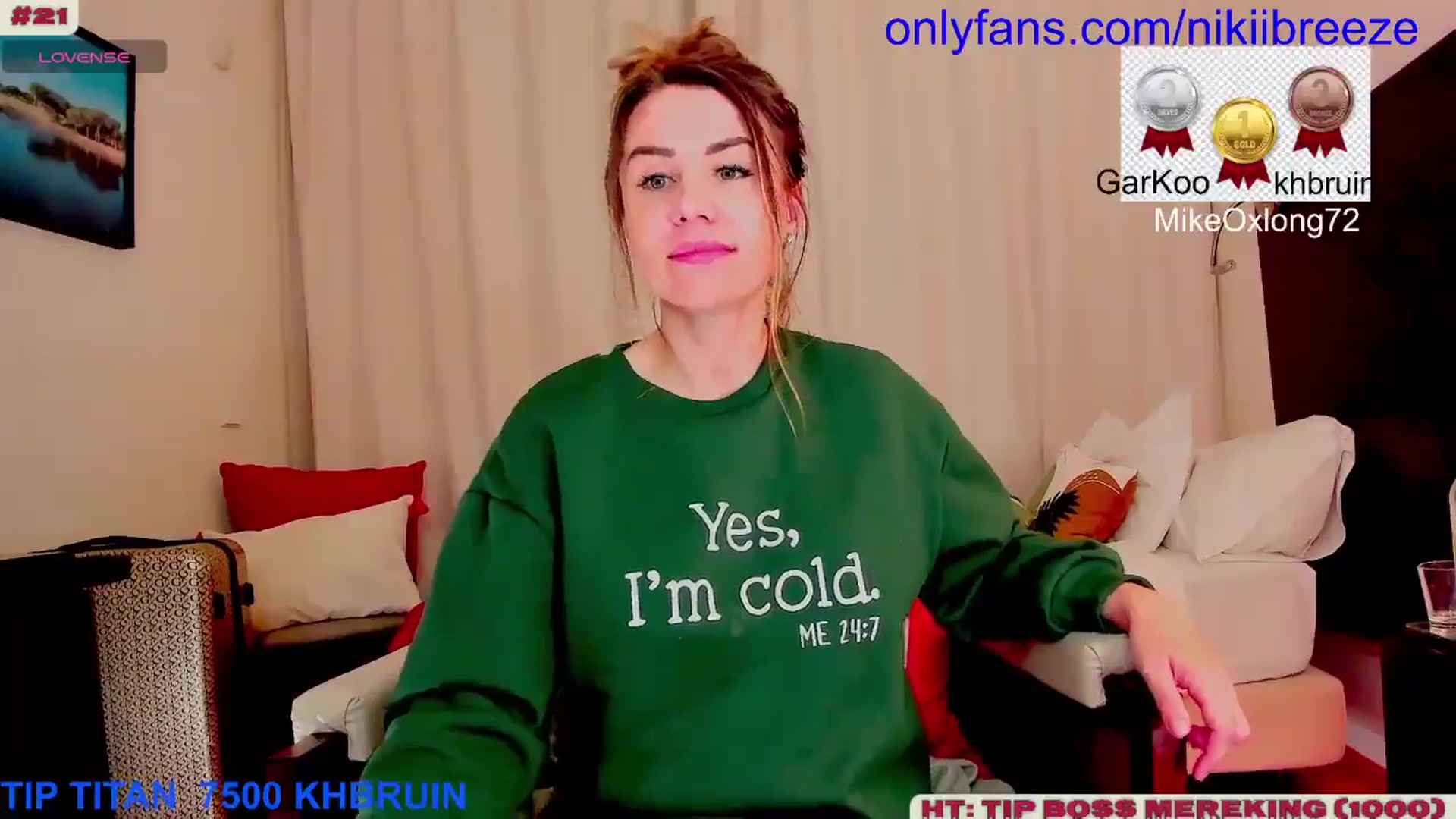 Gallery image thumbnail from BubblyTrouble's myfreecams stream on, 01/28/2025, 24:07 image 17 of 20