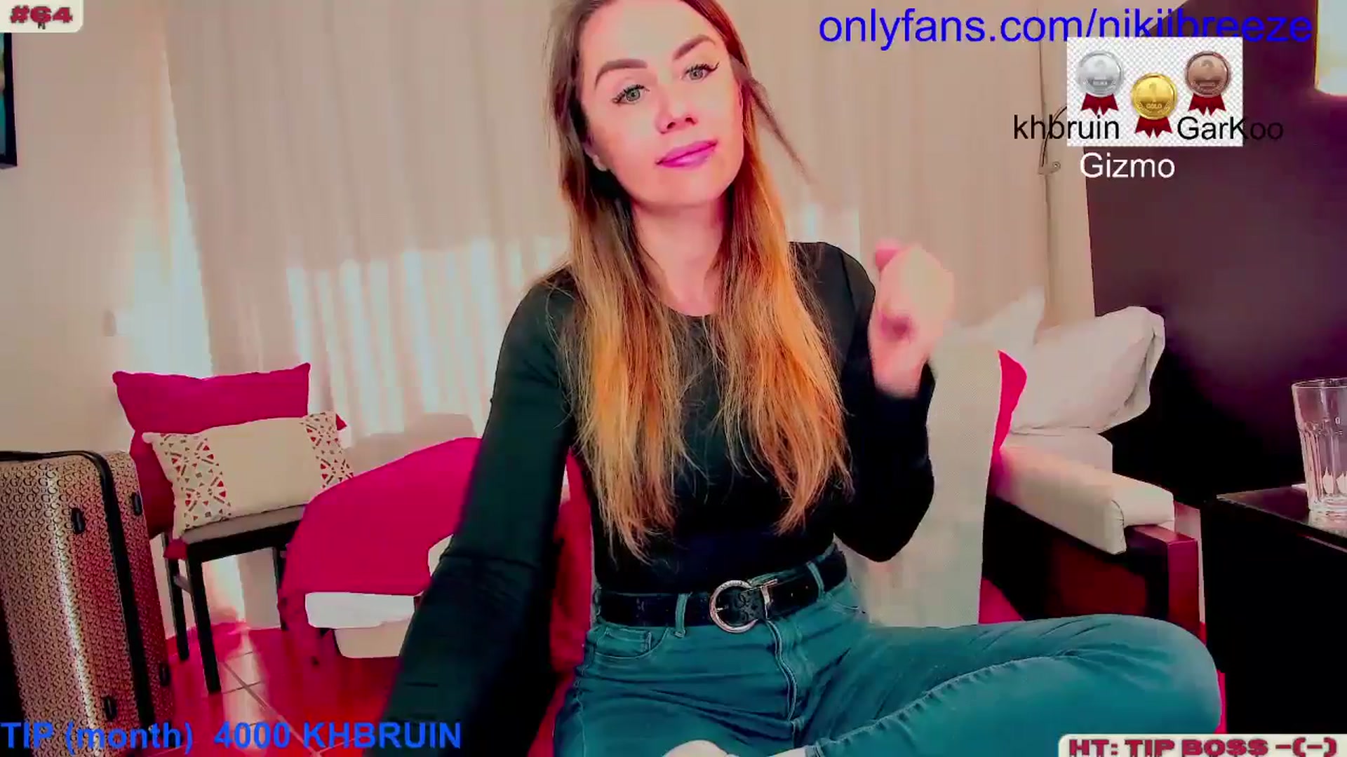 Gallery image thumbnail from BubblyTrouble's myfreecams stream on, 03/03/2025, 16:15 image 11 of 20