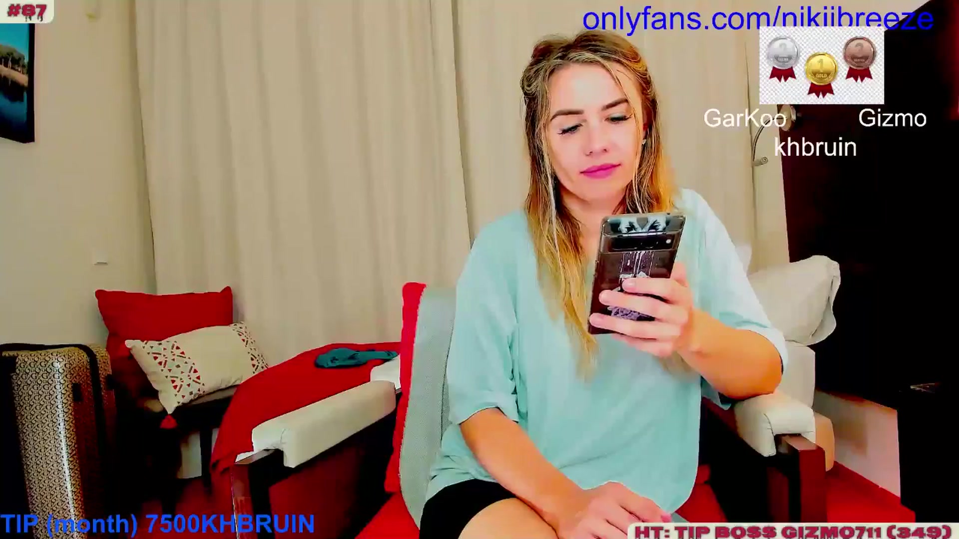 Gallery image thumbnail from BubblyTrouble's myfreecams stream on, 03/17/2025, 23:18 image 9 of 20