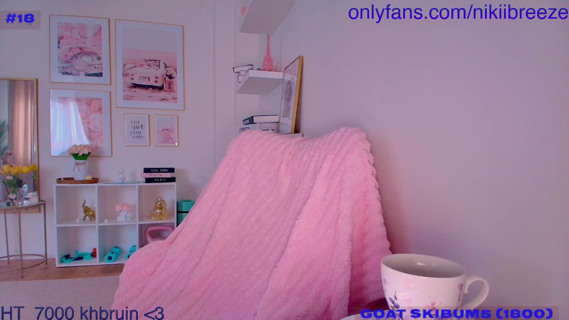 Gallery image thumbnail from BubblyTrouble's myfreecams stream on, 04/22/2026, 20:20 image 5 of 20