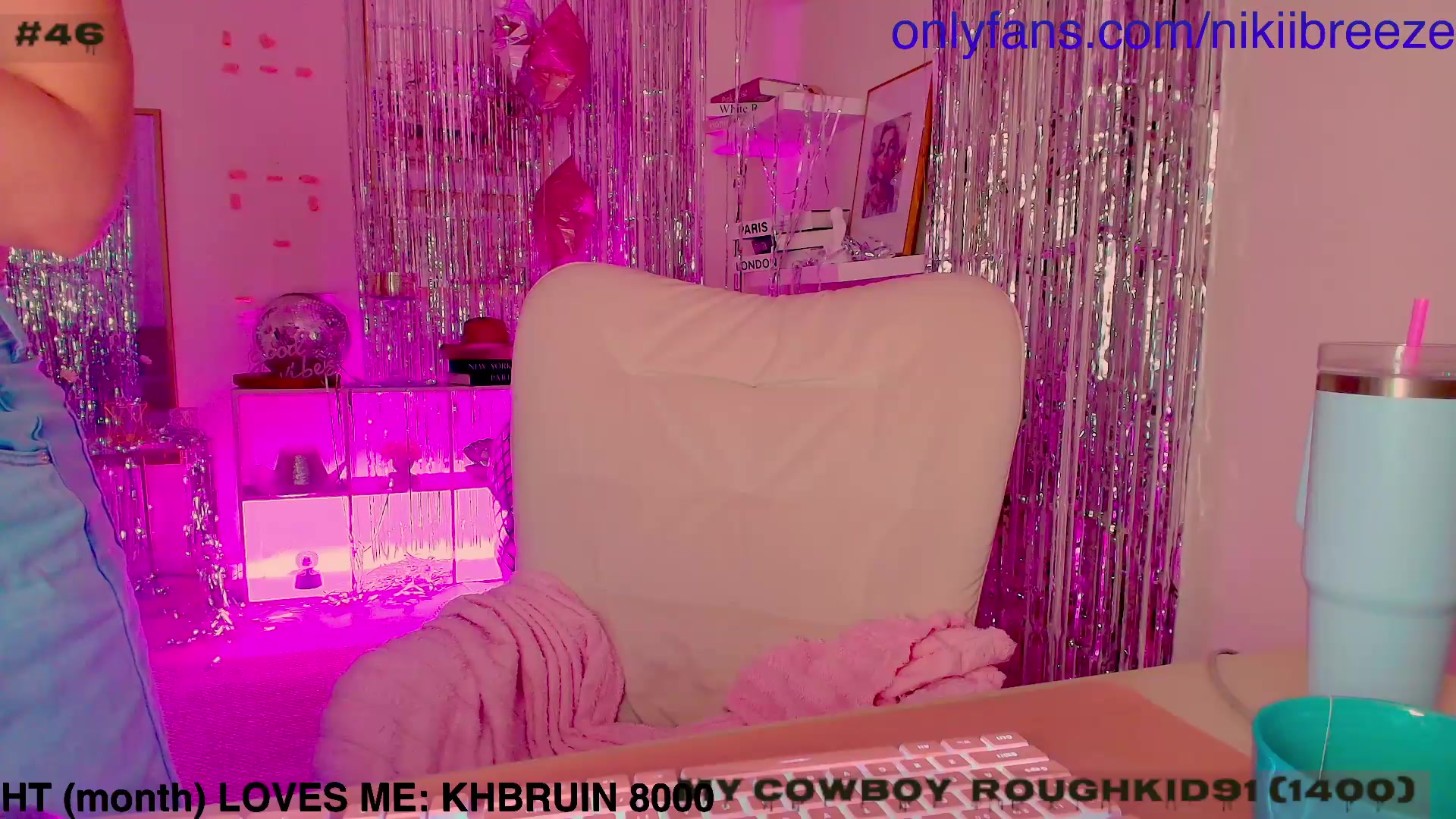 Gallery image thumbnail from BubblyTrouble's myfreecams stream on, 08/22/2026, 24:25 image 19 of 20