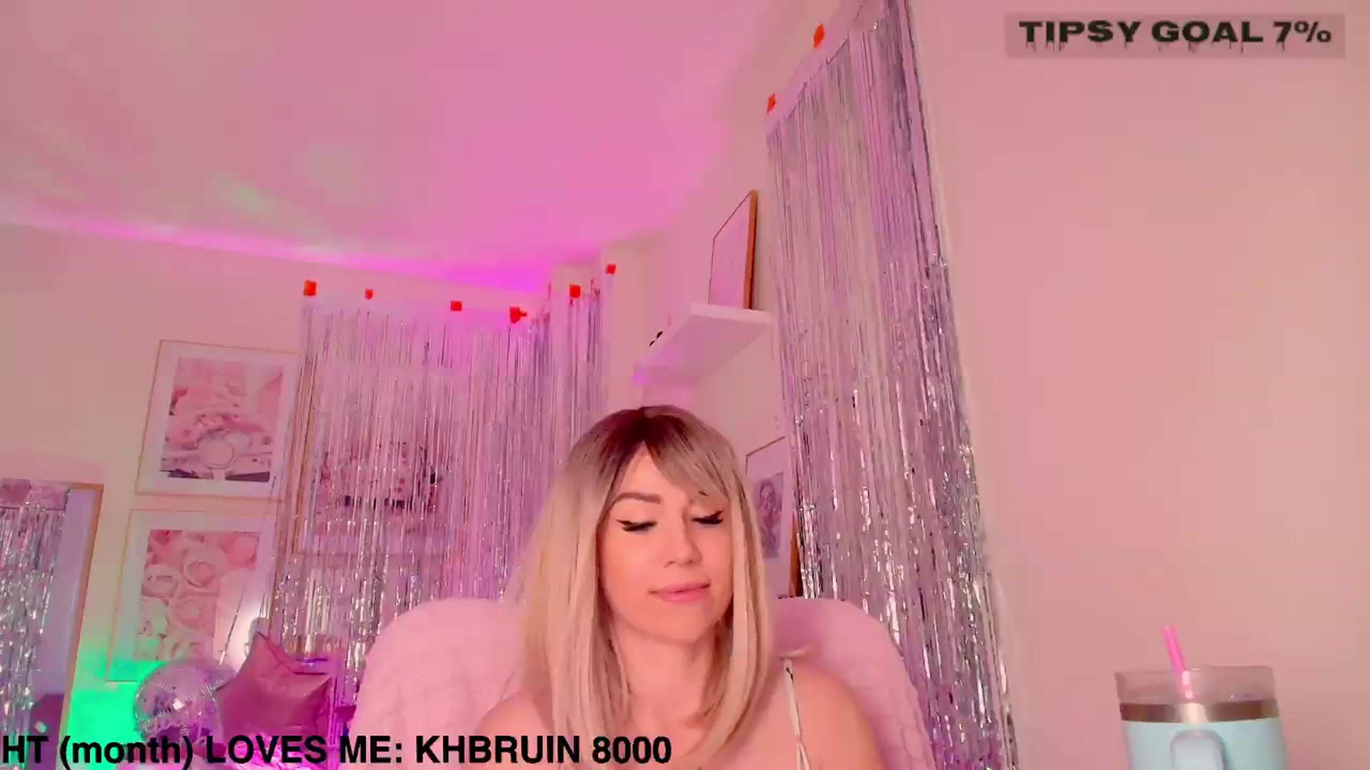 Gallery image thumbnail from BubblyTrouble's myfreecams stream on, 08/23/2026, 14:50 image 4 of 20