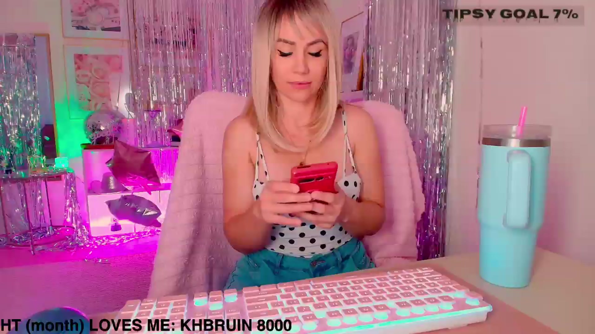 Gallery image thumbnail from BubblyTrouble's myfreecams stream on, 08/23/2026, 14:50 image 17 of 20