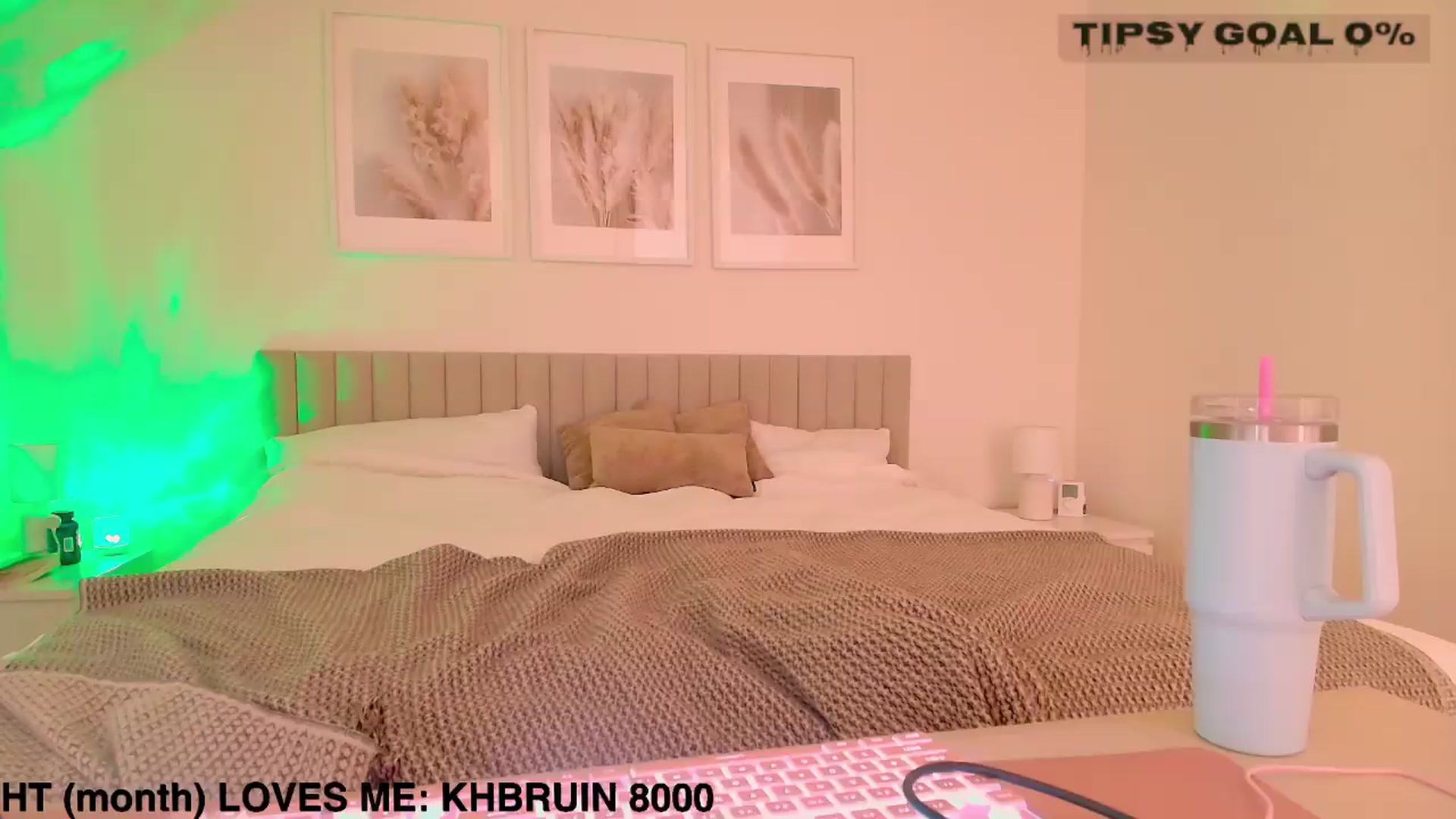 Gallery image thumbnail from BubblyTrouble's myfreecams stream on, 08/26/2026, 17:57 image 19 of 20