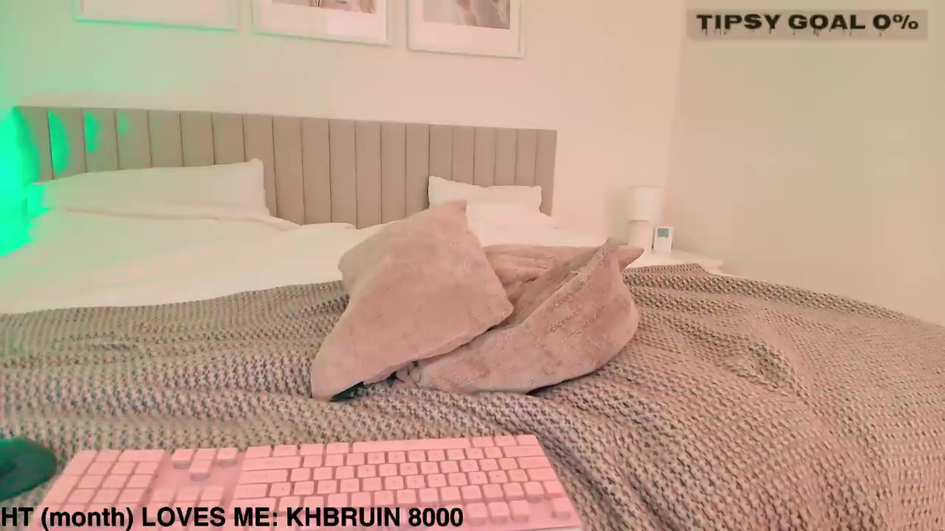 Gallery image thumbnail from BubblyTrouble's myfreecams stream on, 08/26/2026, 17:57 image 9 of 20