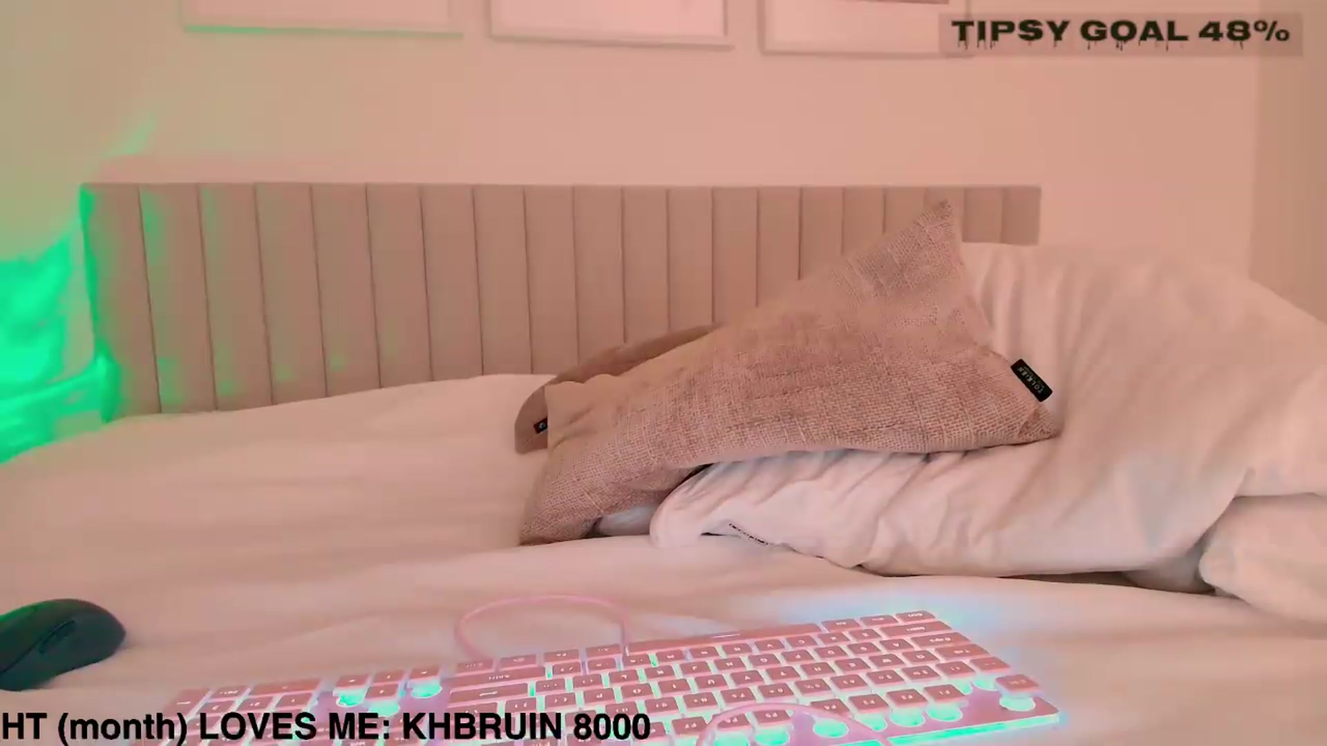 Gallery image thumbnail from BubblyTrouble's myfreecams stream on, 08/27/2026, 24:02 image 13 of 20