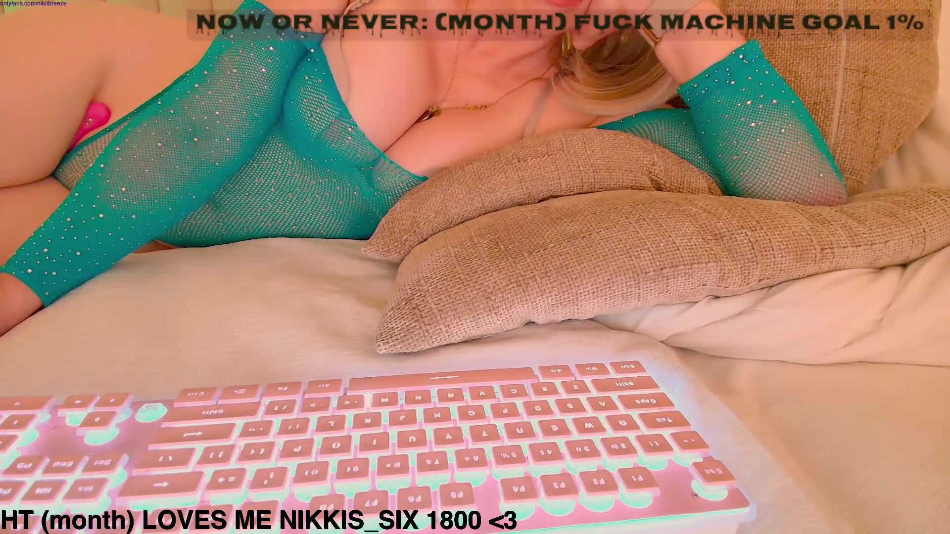 Gallery image thumbnail from BubblyTrouble's myfreecams stream on, 09/03/2026, 02:00 image 19 of 20