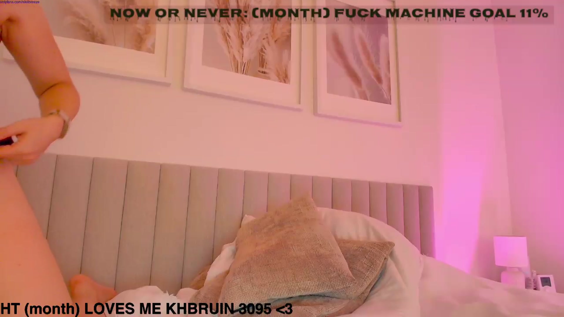 Gallery image thumbnail from BubblyTrouble's myfreecams stream on, 09/09/2026, 01:24 image 16 of 20