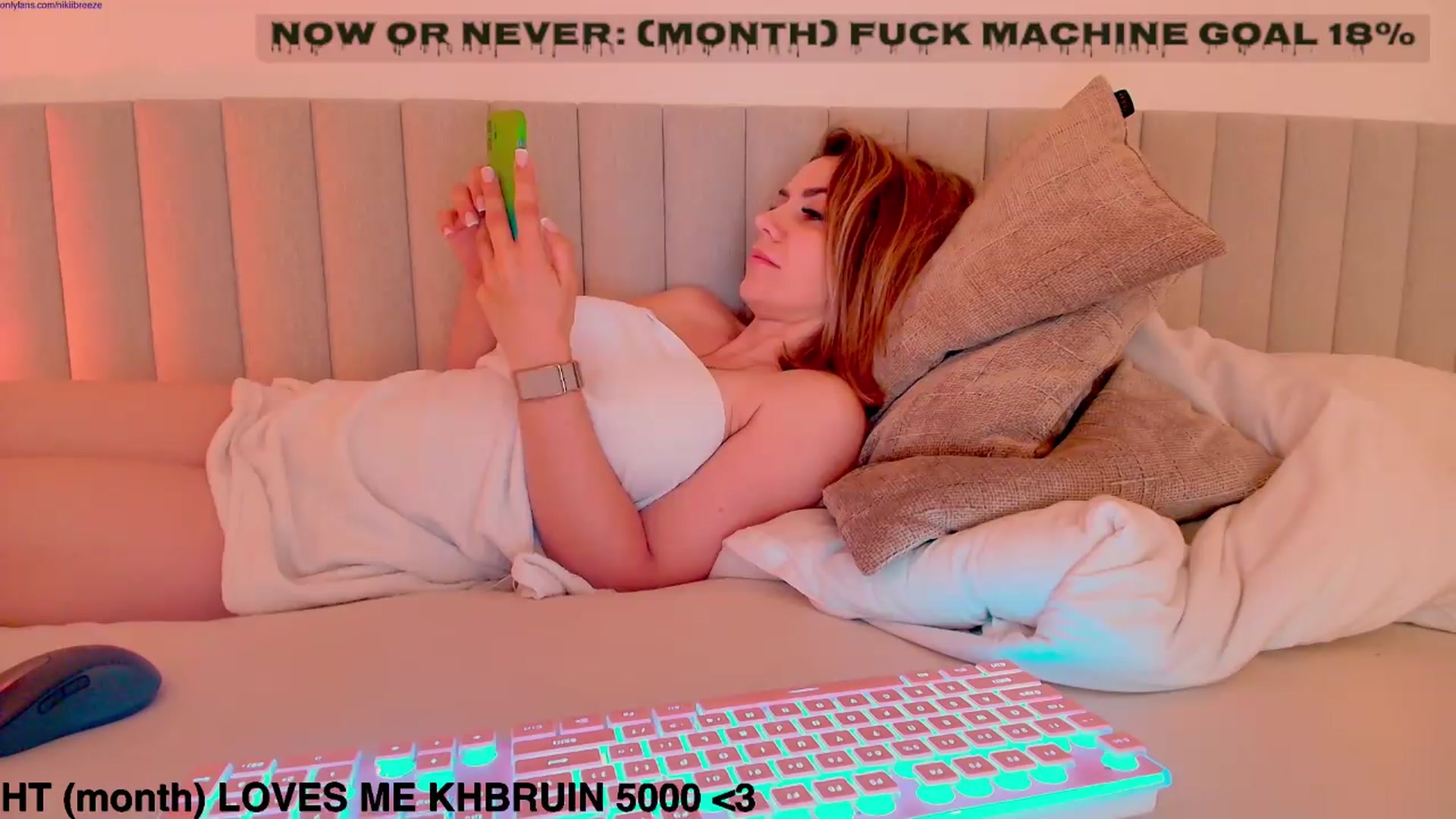 Gallery image thumbnail from BubblyTrouble's myfreecams stream on, 09/13/2026, 23:53 image 7 of 20