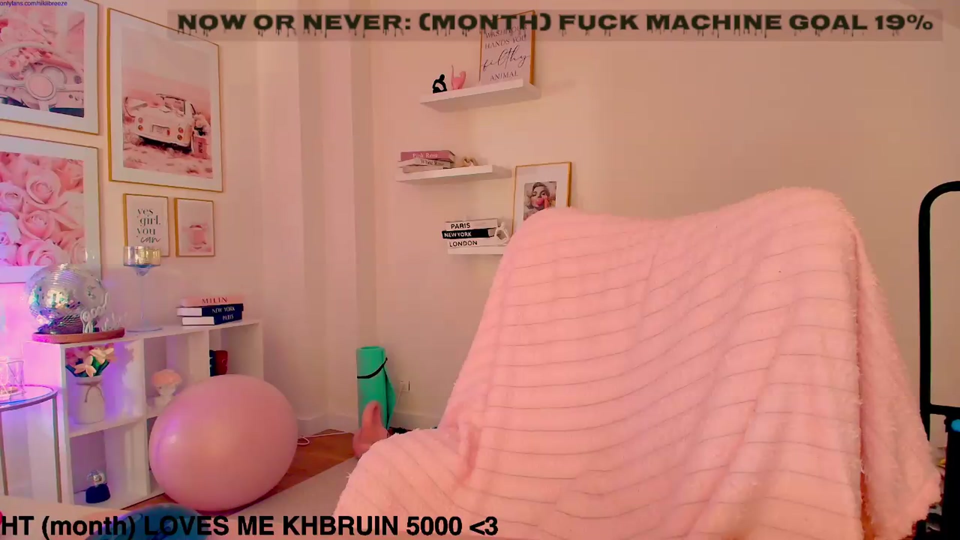 Gallery image thumbnail from BubblyTrouble's myfreecams stream on, 09/17/2026, 07:34 image 14 of 20