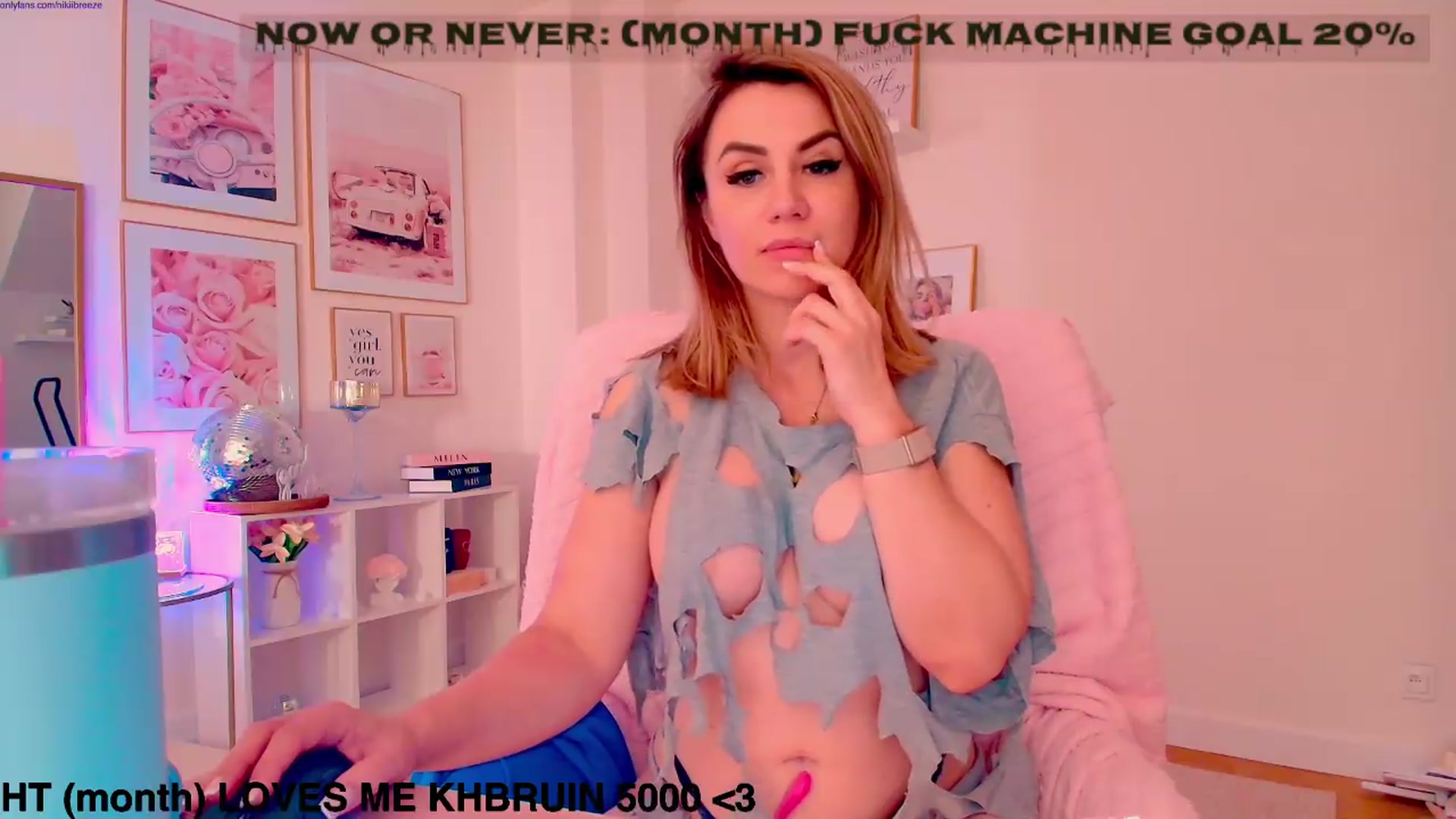 Gallery image thumbnail from BubblyTrouble's myfreecams stream on, 09/18/2026, 09:33 image 9 of 20