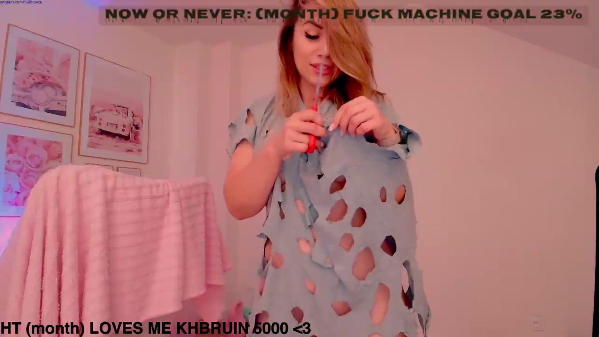 Gallery image thumbnail from BubblyTrouble's myfreecams stream on, 09/19/2026, 04:55 image 2 of 20