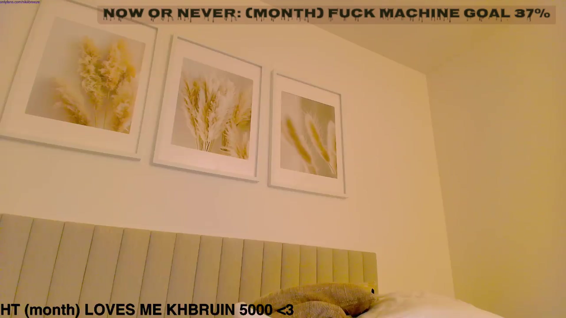 Gallery image thumbnail from BubblyTrouble's myfreecams stream on, 09/26/2026, 23:14 image 16 of 20