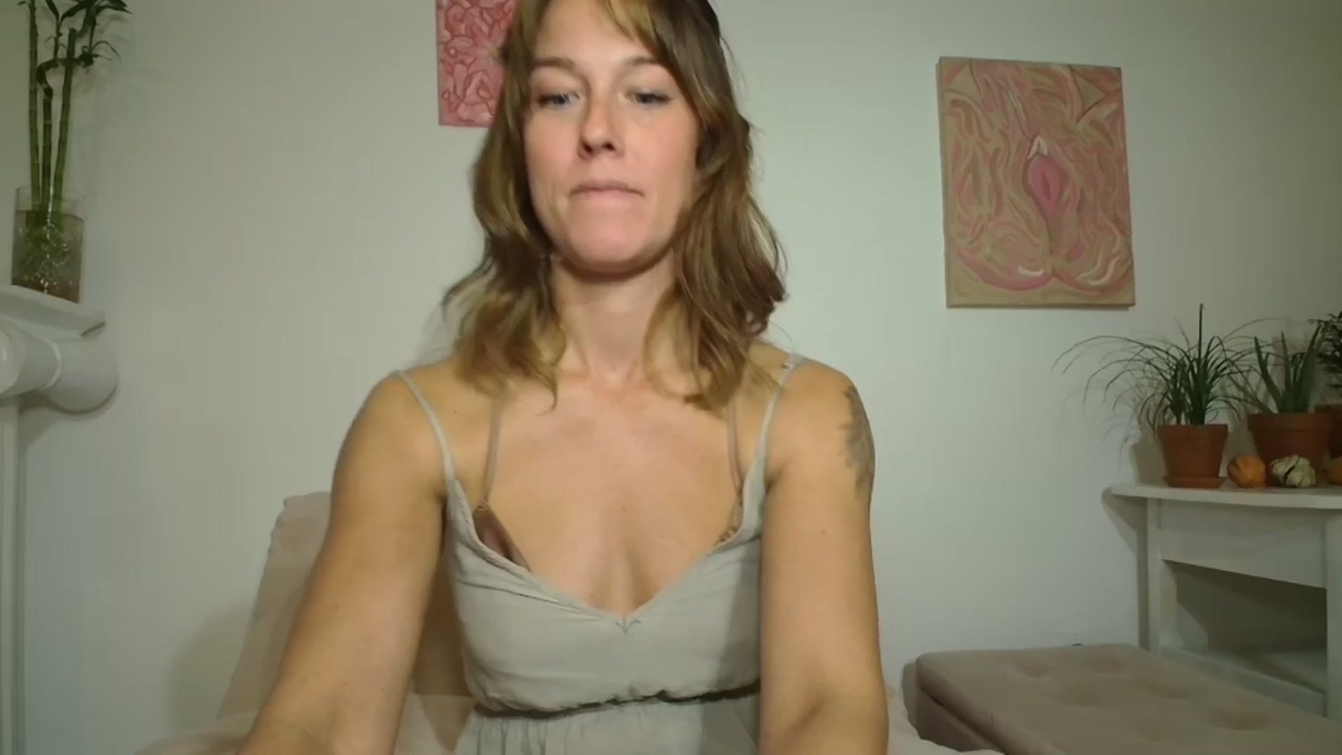 Gallery image thumbnail from BuckinBronco's myfreecams stream on, 10/14/2025, 23:12 image 9 of 20