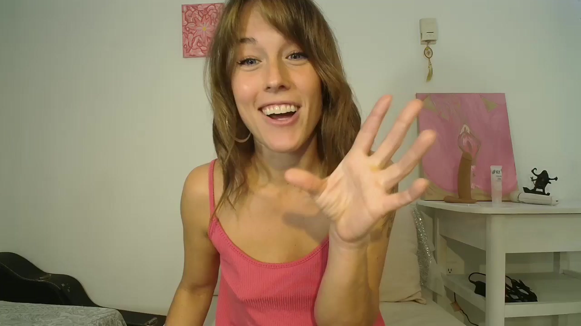Gallery image thumbnail from BuckinBronco's myfreecams stream on, 11/03/2025, 16:33 image 16 of 20
