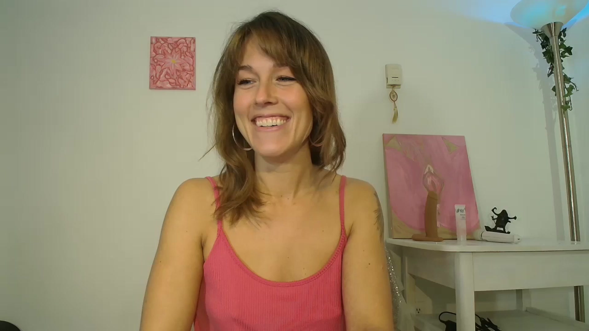 Gallery image thumbnail from BuckinBronco's myfreecams stream on, 11/03/2025, 16:33 image 12 of 20
