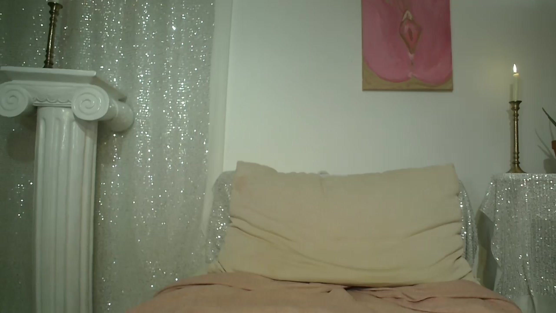 Gallery image thumbnail from BuckinBronco's myfreecams stream on, 11/20/2025, 24:00 image 6 of 20