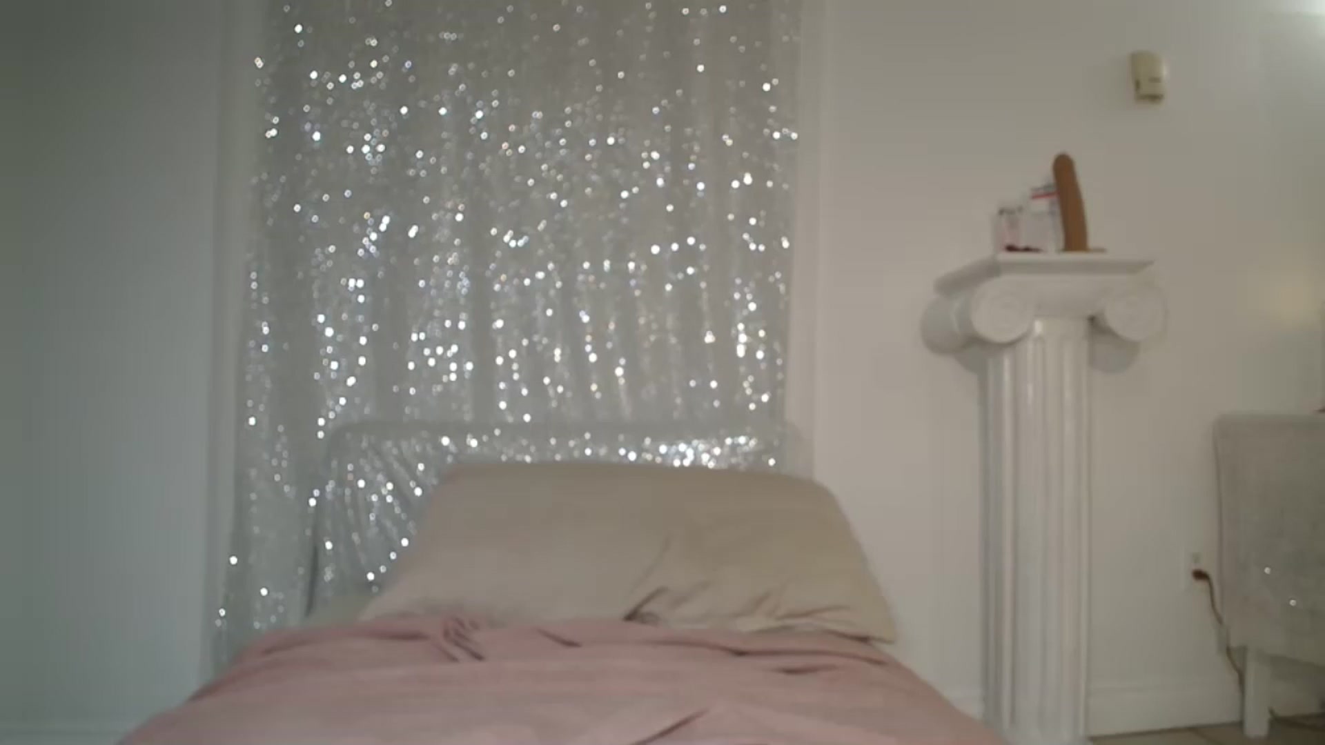 Gallery image thumbnail from BuckinBronco's myfreecams stream on, 12/28/2025, 22:45 image 15 of 20
