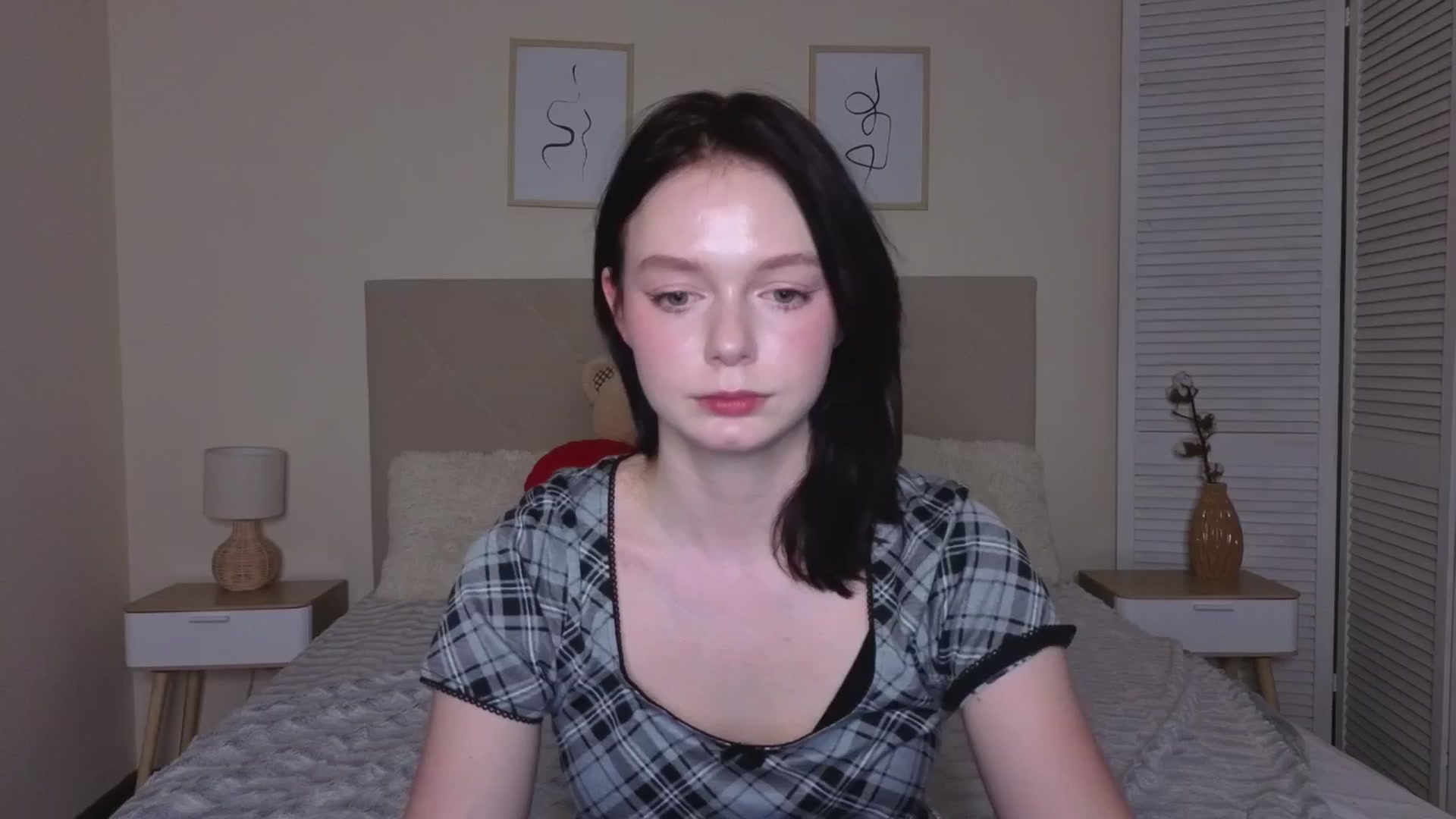 Gallery image thumbnail from Bucks_bunny's myfreecams stream on, 01/11/2026, 12:45 image 13 of 20