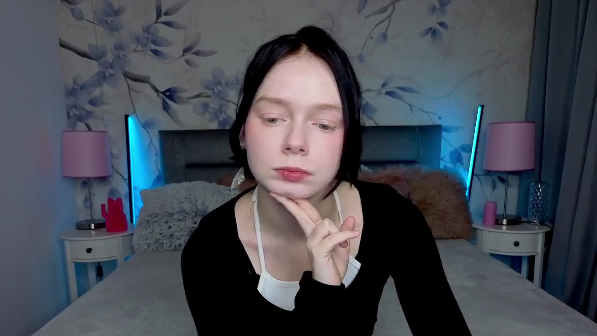 Gallery image thumbnail from Bucks_bunny's myfreecams stream on, 02/24/2026, 24:09 image 6 of 20
