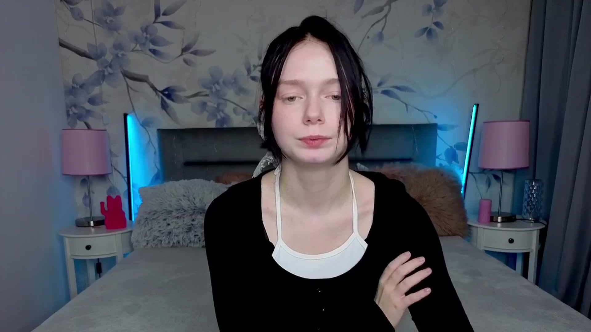 Gallery image thumbnail from Bucks_bunny's myfreecams stream on, 02/24/2026, 24:09 image 16 of 20