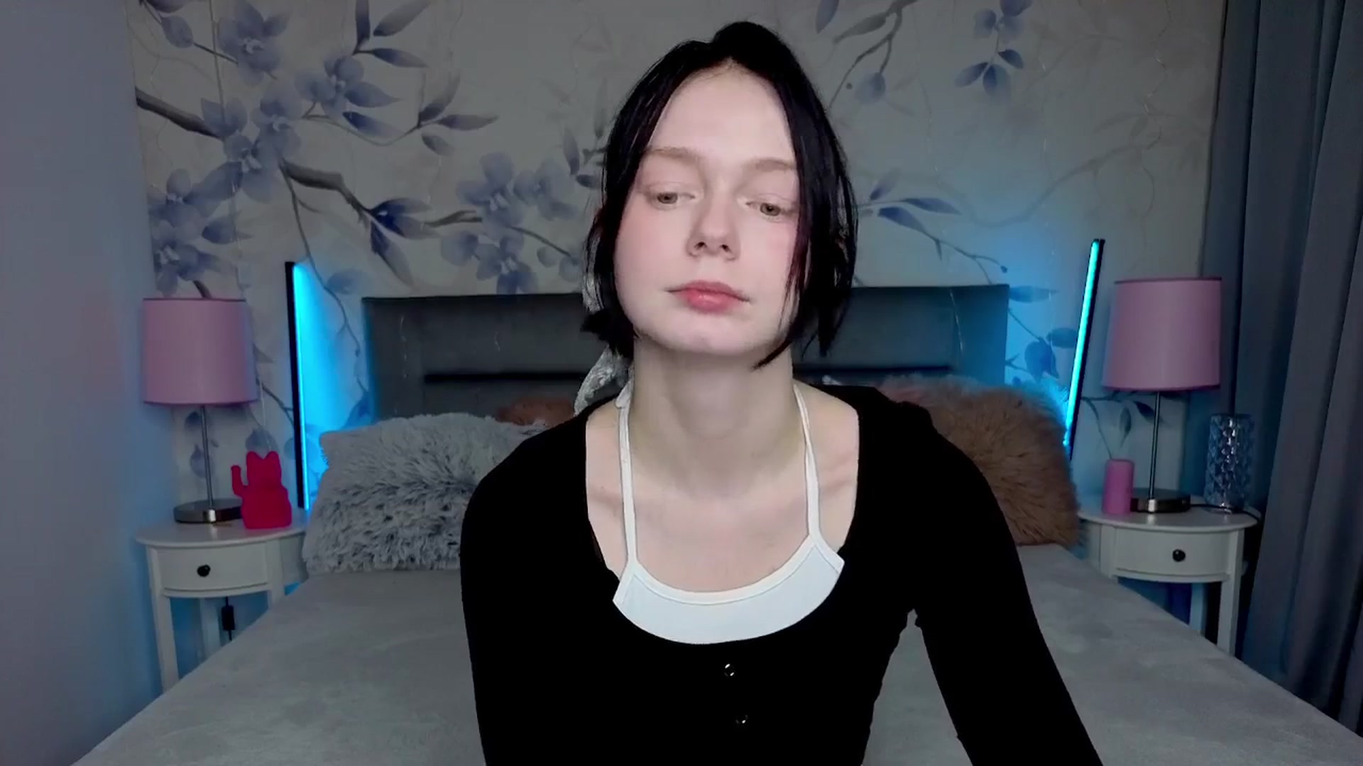 Gallery image thumbnail from Bucks_bunny's myfreecams stream on, 02/24/2026, 24:09 image 17 of 20