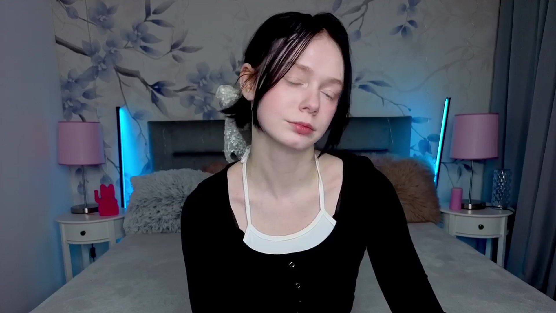 Gallery image thumbnail from Bucks_bunny's myfreecams stream on, 02/24/2026, 24:09 image 9 of 20