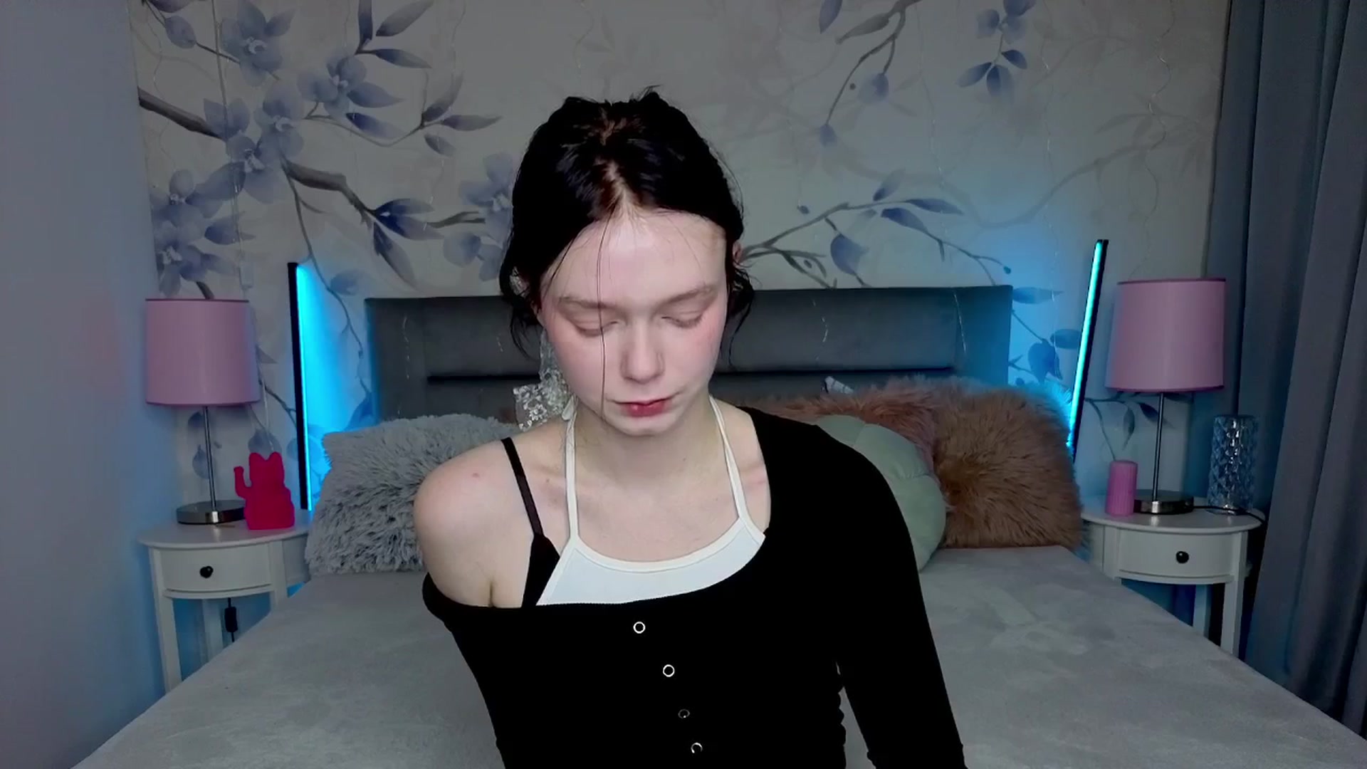 Gallery image thumbnail from Bucks_bunny's myfreecams stream on, 02/24/2026, 24:50 image 11 of 20