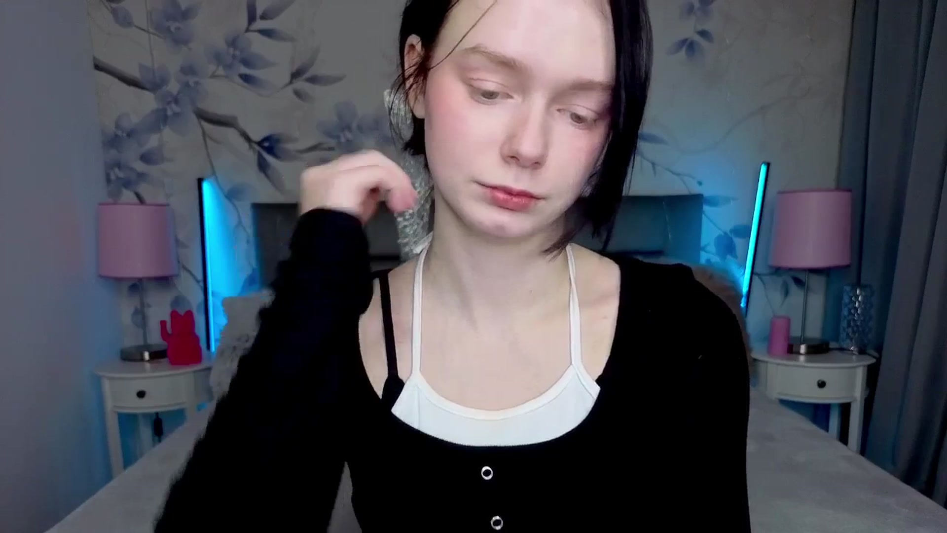 Gallery image thumbnail from Bucks_bunny's myfreecams stream on, 02/24/2026, 24:50 image 18 of 20