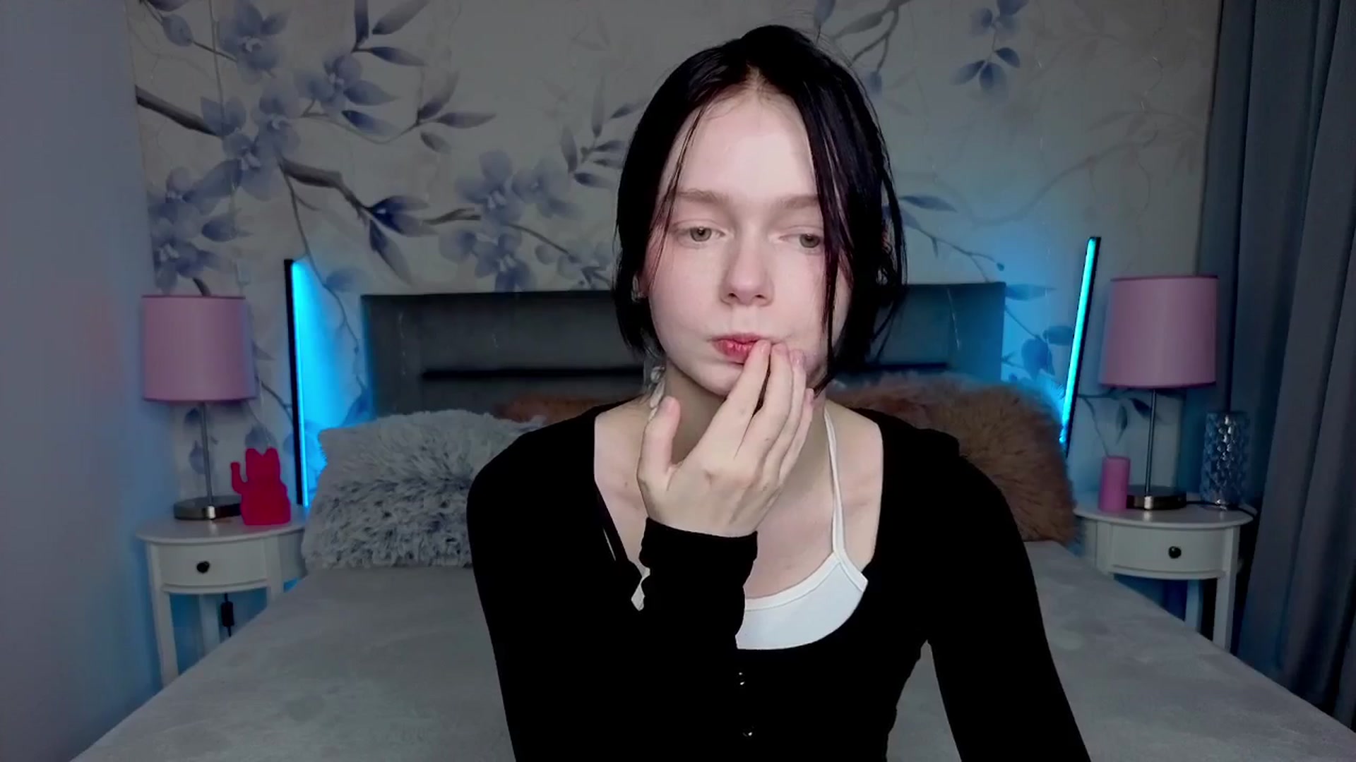 Gallery image thumbnail from Bucks_bunny's myfreecams stream on, 02/24/2026, 24:50 image 3 of 20