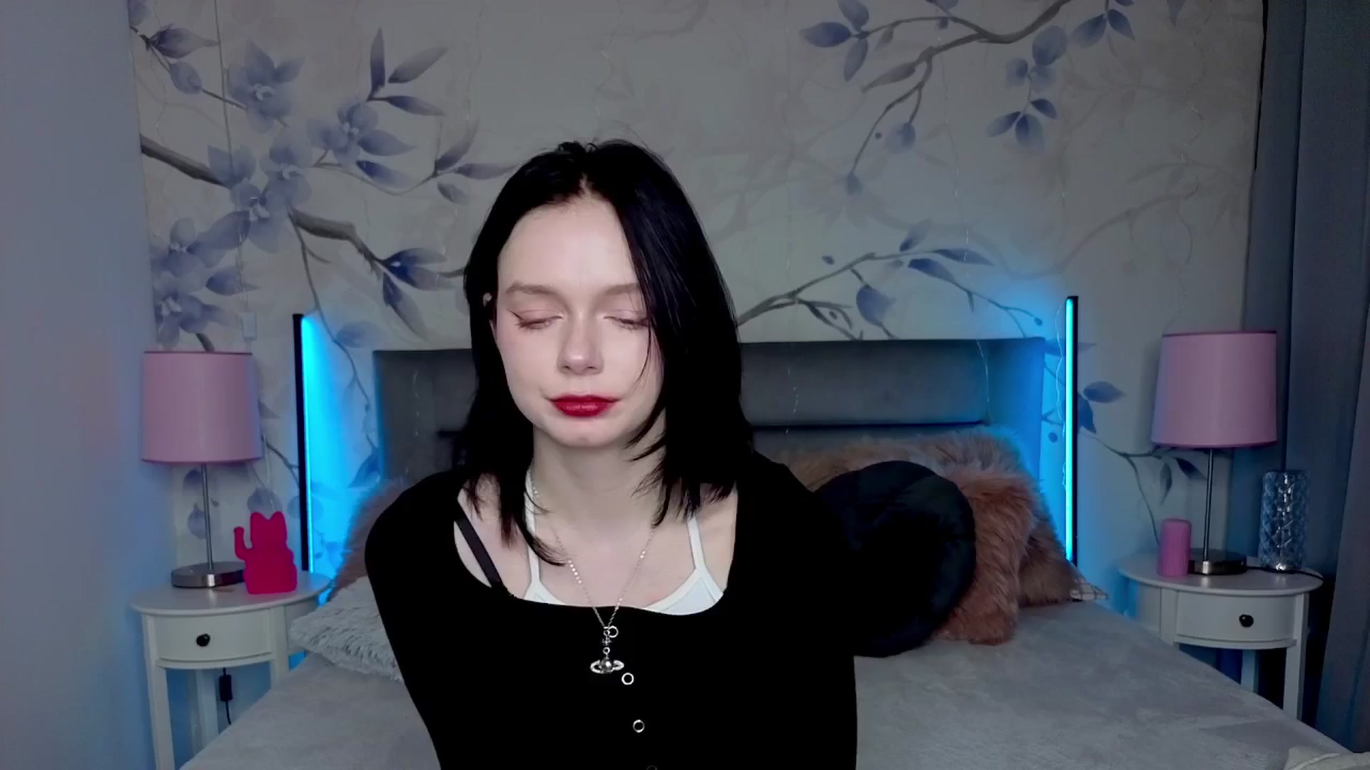 Gallery image thumbnail from Bucks_bunny's myfreecams stream on, 02/25/2026, 24:51 image 5 of 20
