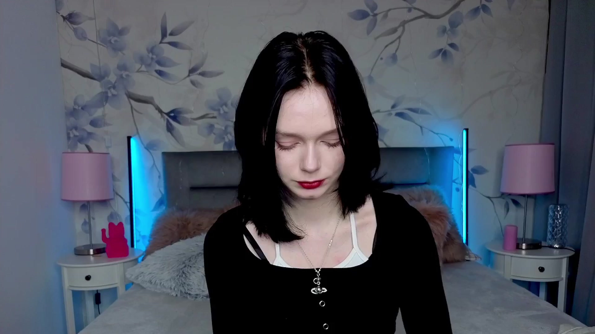 Gallery image thumbnail from Bucks_bunny's myfreecams stream on, 02/25/2026, 24:51 image 2 of 20