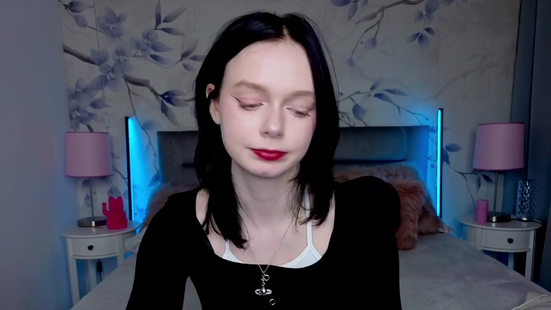 Gallery image thumbnail from Bucks_bunny's myfreecams stream on, 02/25/2026, 01:18 image 4 of 20